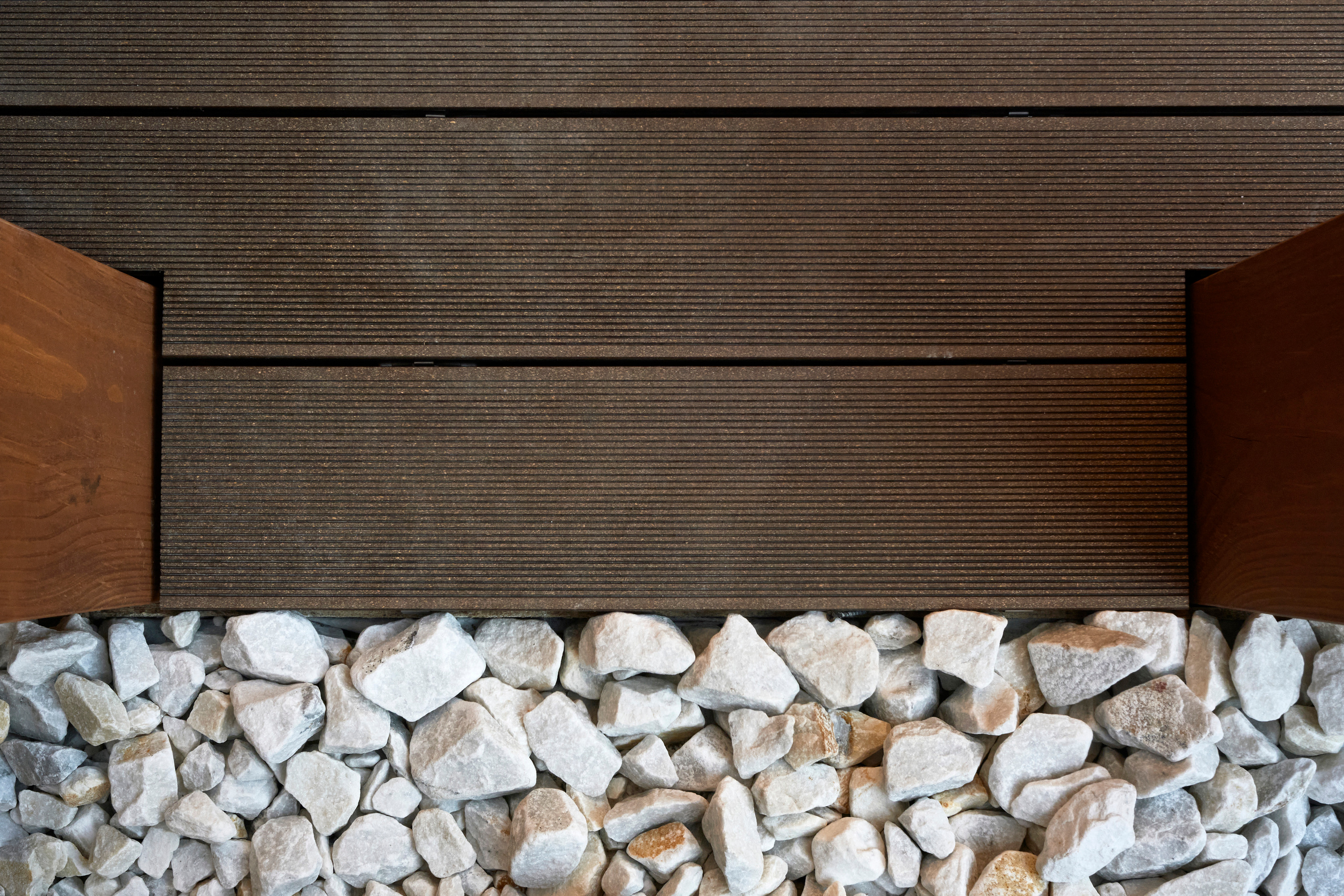 Ландшафтный и интерьерный фотограф Наталья Соловьева. Фотосъемка озеленения террасы в ЖК Монблан для студии Зелен | interioto