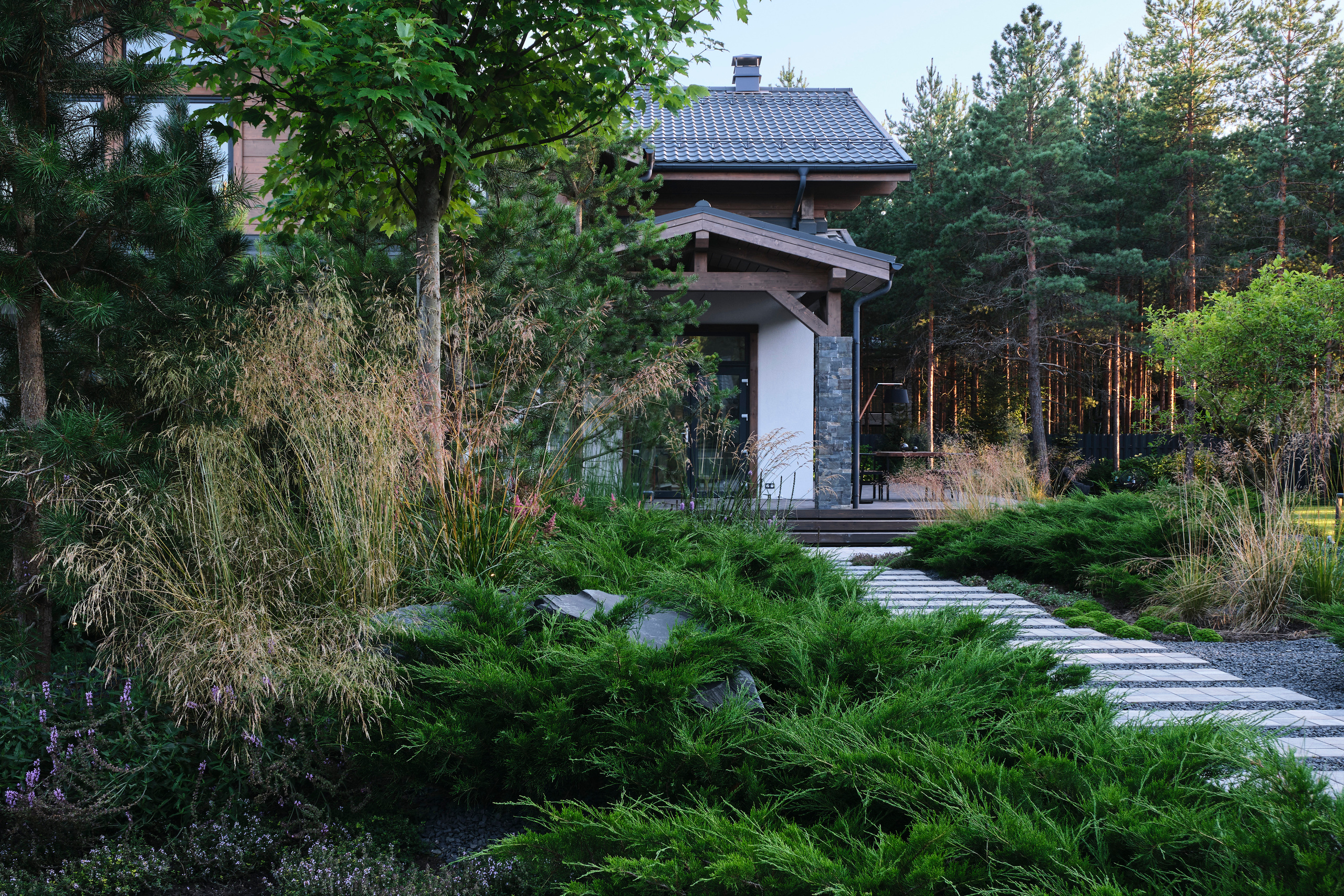 Ландшафтный и интерьерный фотограф Наталья Соловьева. Фотосъемка проекта сада для ландшафтной студии LBuro | interioto
