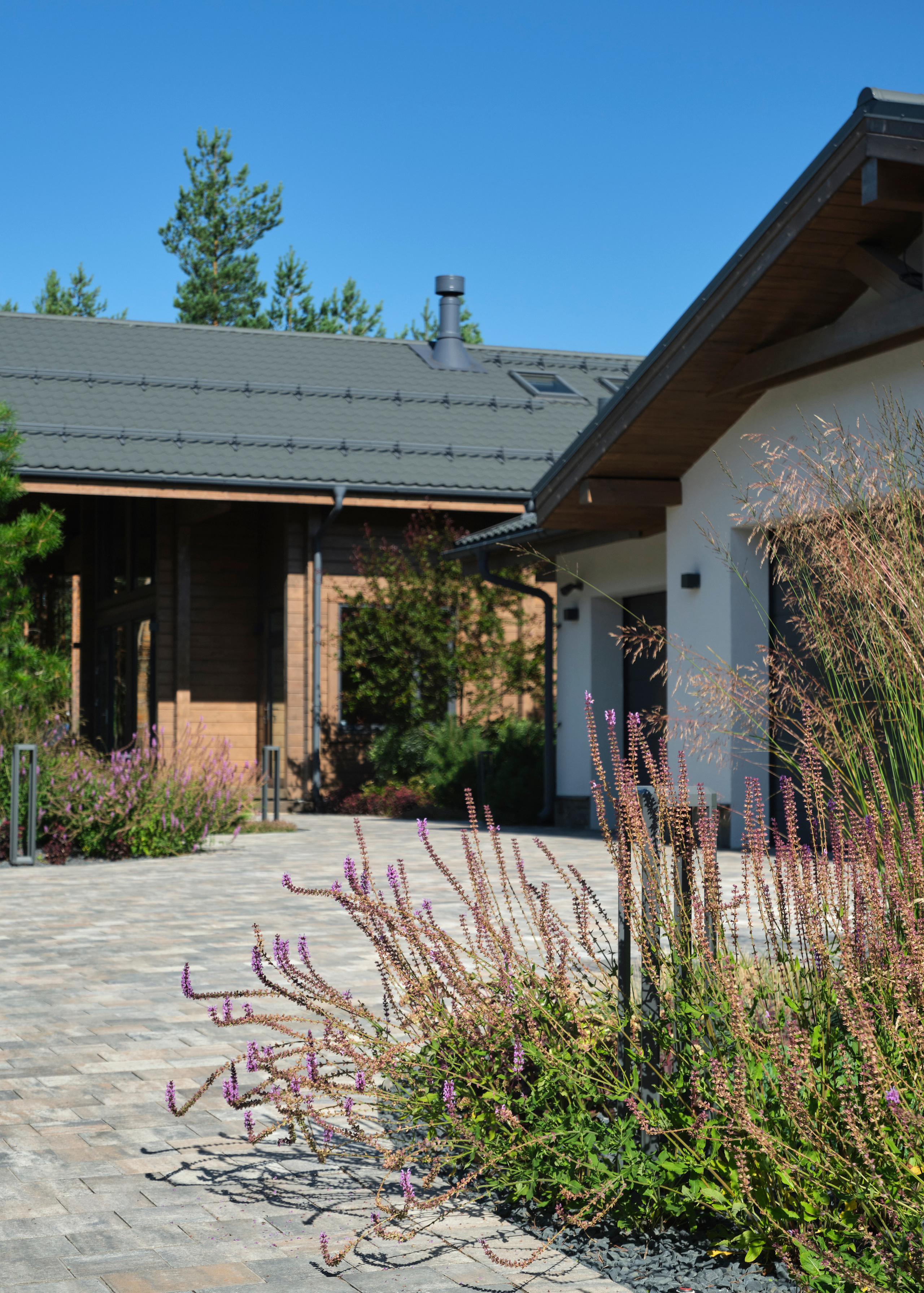 Ландшафтный и интерьерный фотограф Наталья Соловьева. Фотосъемка проекта сада для ландшафтной студии LBuro | interioto