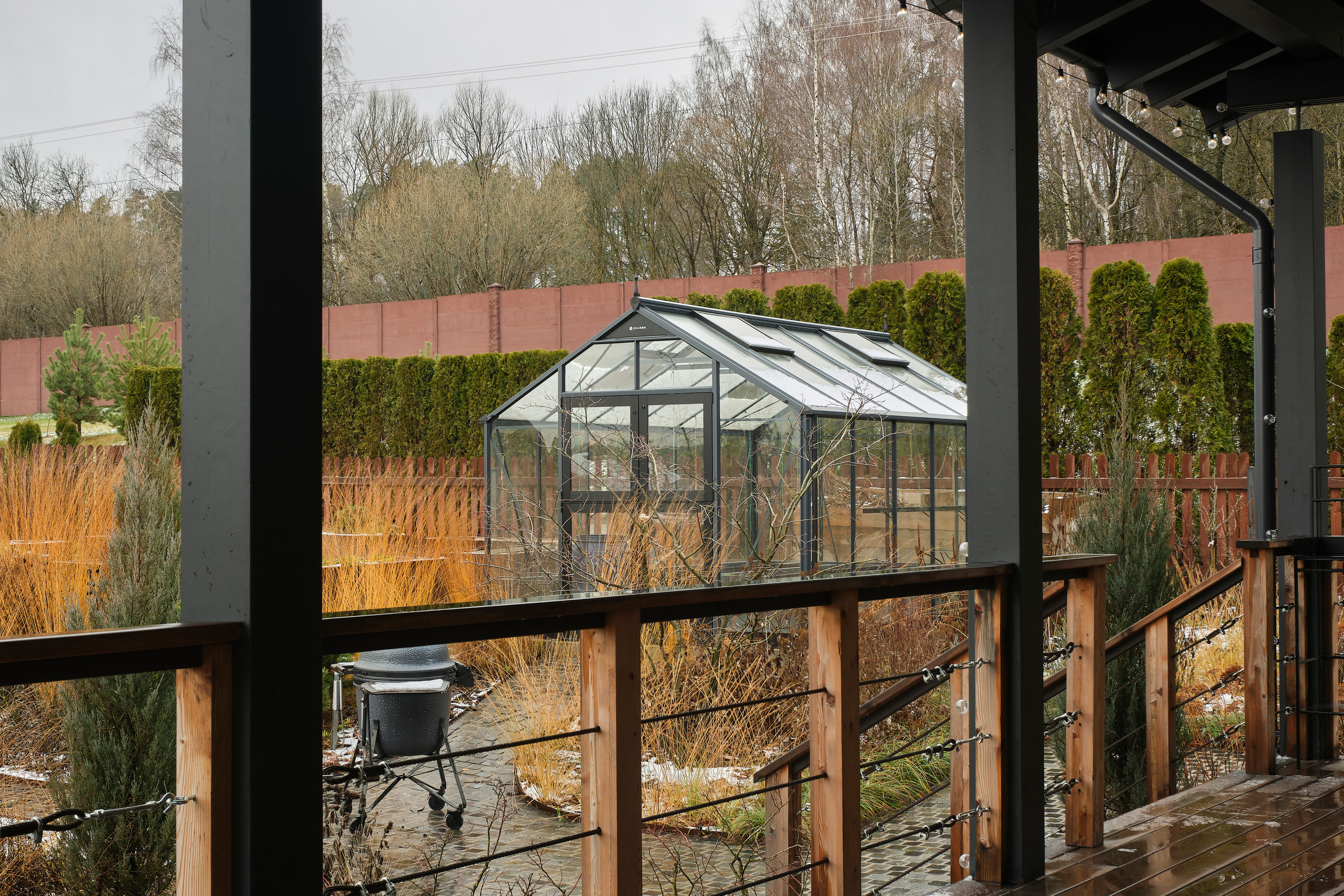 Ландшафтный и интерьерный фотограф Наталья Соловьева. Фотосъемка частного сада Оксаны Пак | interioto