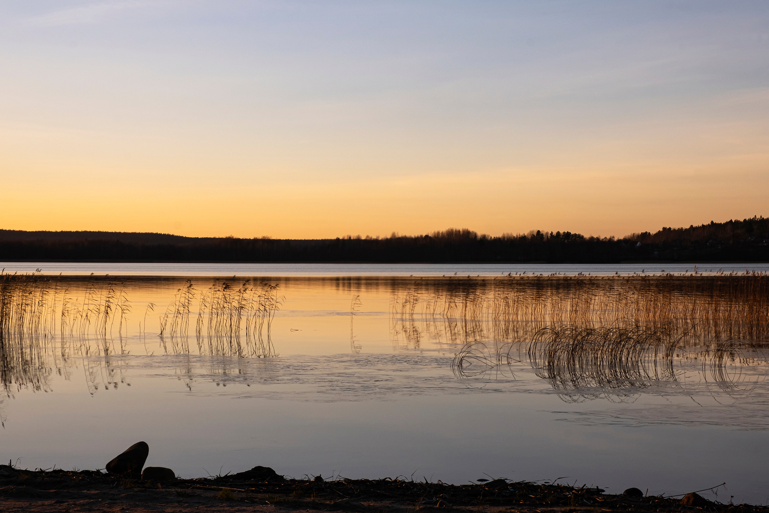 Интерьерный фотограф Наталья Соловьева. Фотосъемка дома на берегу озера для агентства недвижимости antiurban | interioto