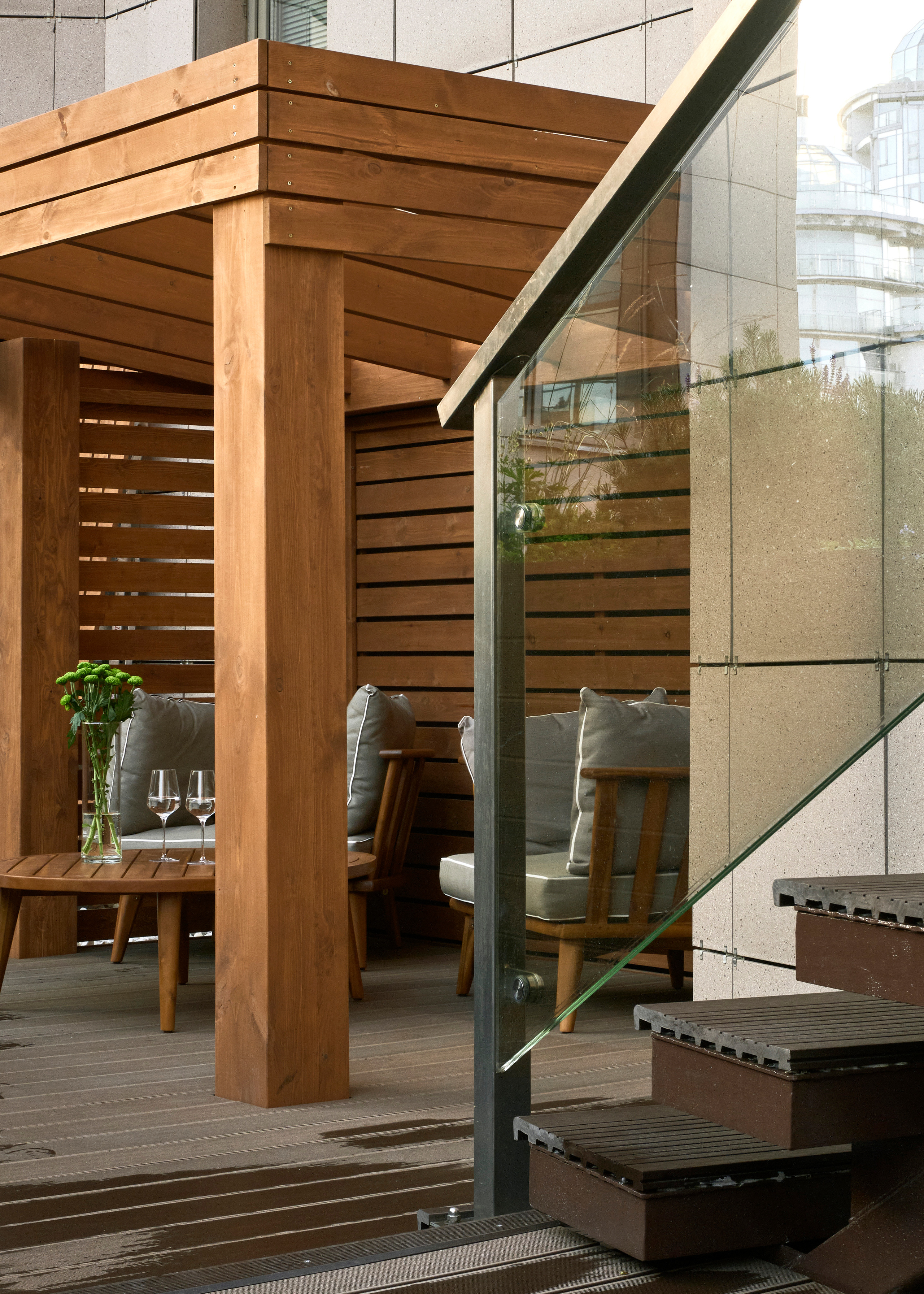 Ландшафтный и интерьерный фотограф Наталья Соловьева. Фотосъемка озеленения террасы в ЖК Монблан для студии Зелен | interioto