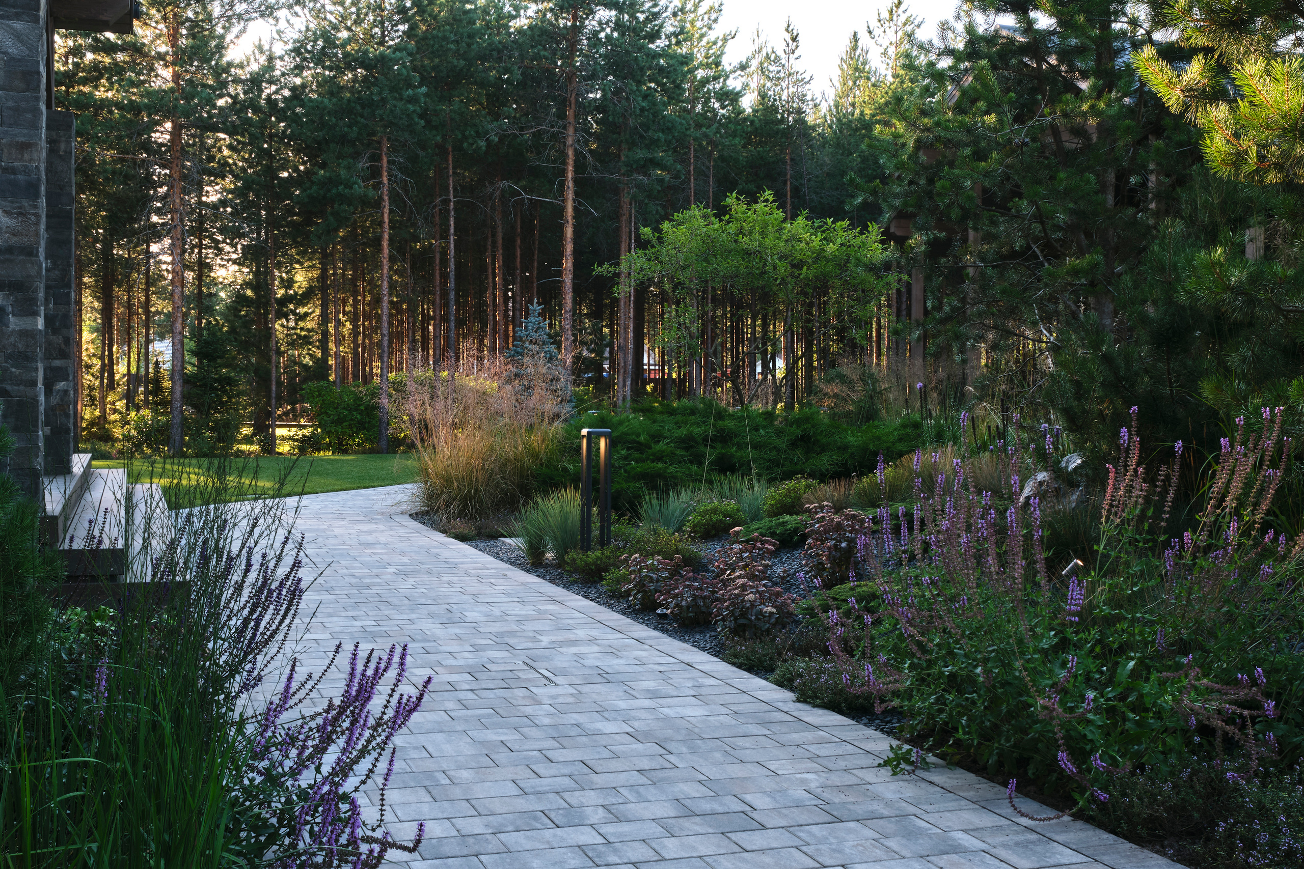 Ландшафтный и интерьерный фотограф Наталья Соловьева. Фотосъемка проекта сада для ландшафтной студии LBuro | interioto