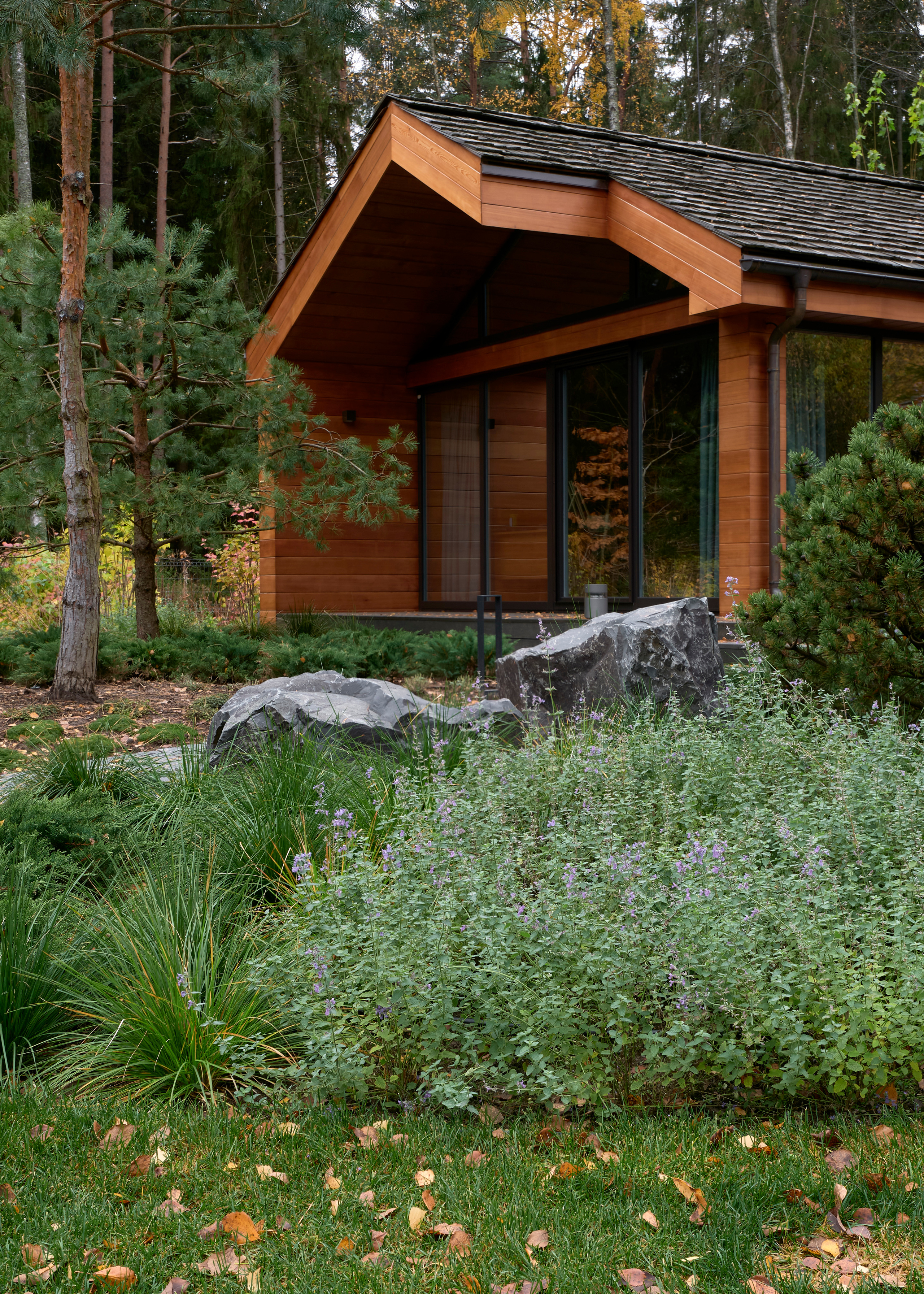 Ландшафтный и интерьерный фотограф Наталья Соловьева. Фотосъемка сада в Репино для ландшафтной студии lburo | interioto