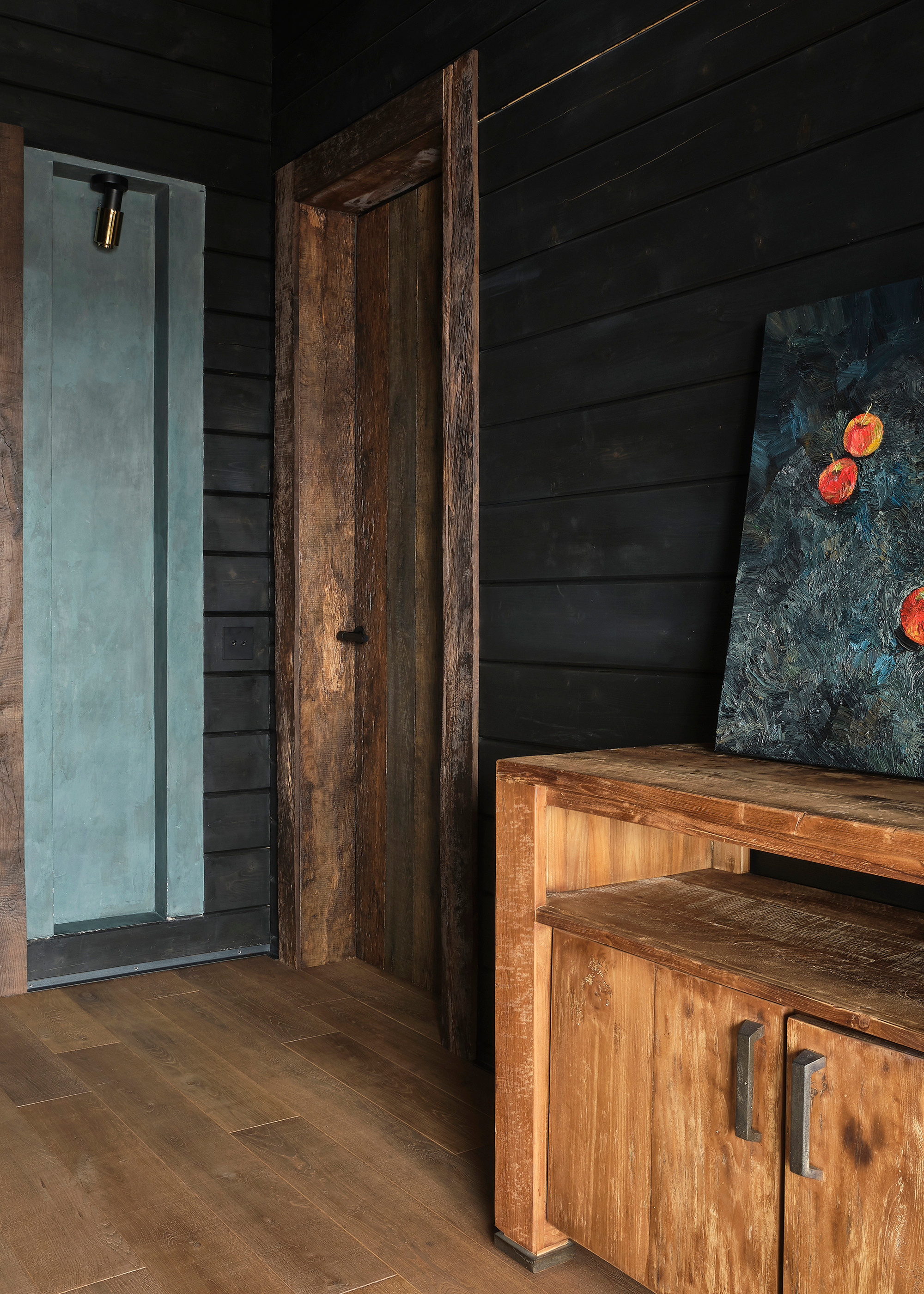 Интерьерный фотограф Наталья Соловьева. Фотосъемка черного дома Оксаны Пак в Подмосковье | interioto