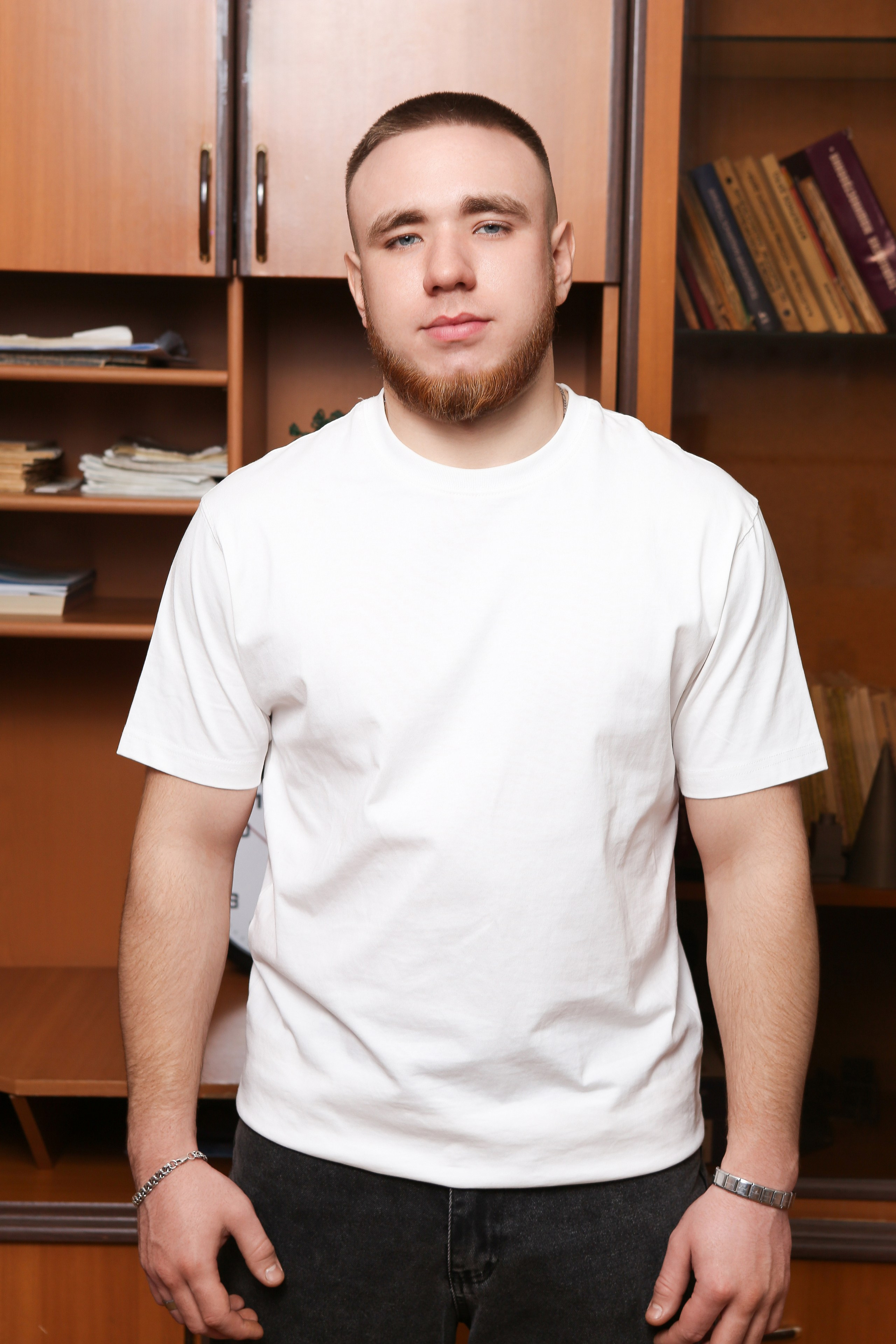 ПОРТРЕТНАЯ ФОТОСЕССИЯ В КЛАССЕ ДЛЯ ВЫПУСКНИКОВ СВАРОЧНОГО ПРОИЗВОДСТВА. ТВОЙ АЛЬБОМ / ТВОИ ПРАВИЛА