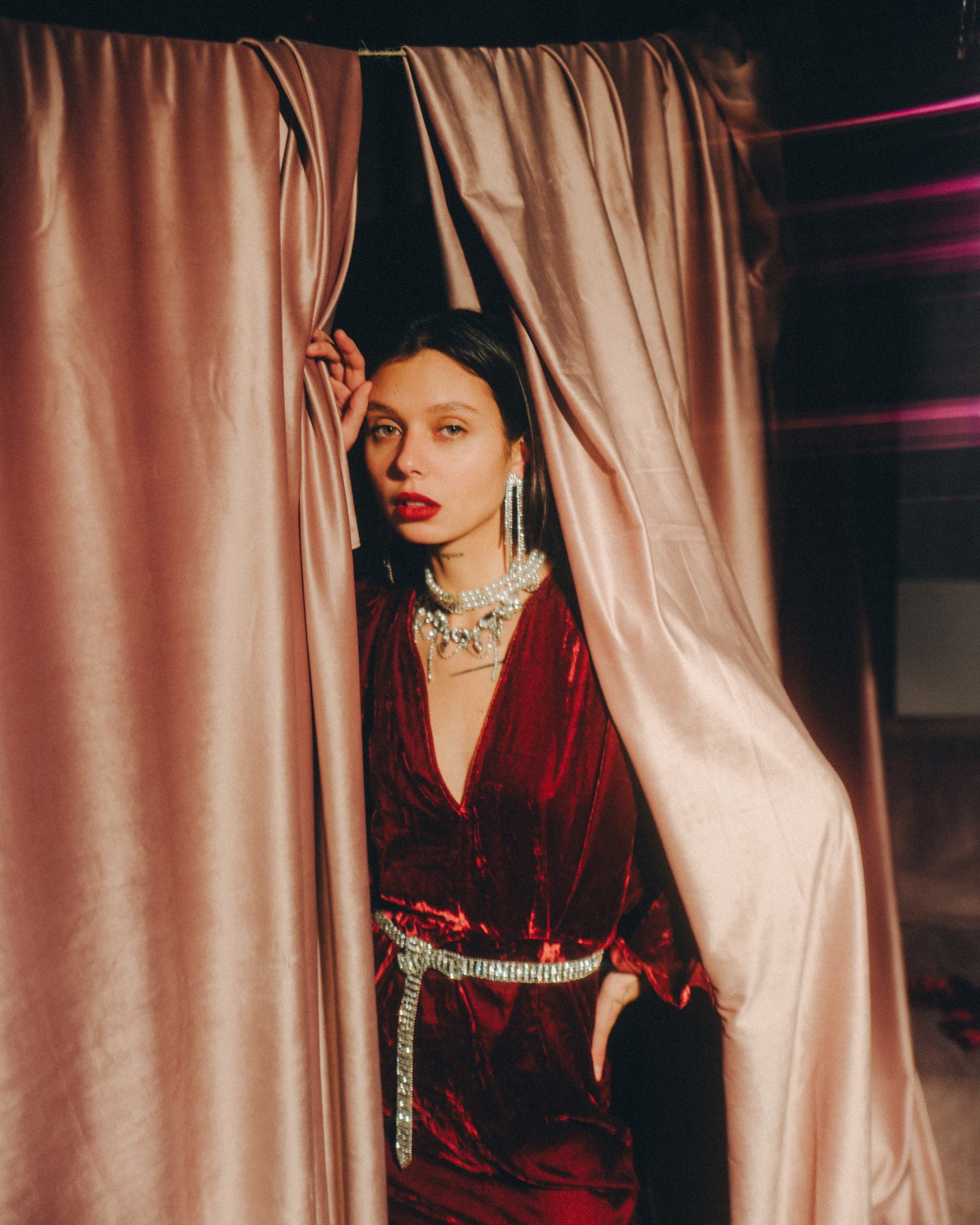 Тася «Новый Год». Никита Линейцев — индивидуальный портретный фотограф в Москве и Иркутске