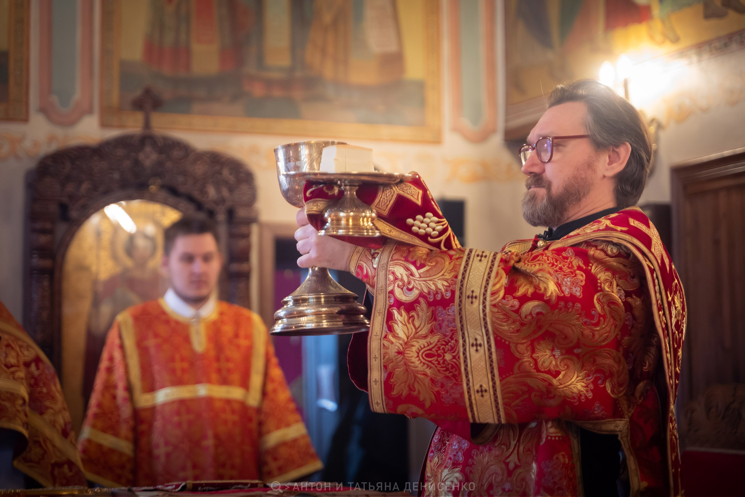 Храм Преображения Господня в Богородском. Антипасха. Антон и Татьяна Денисенко — В храме
