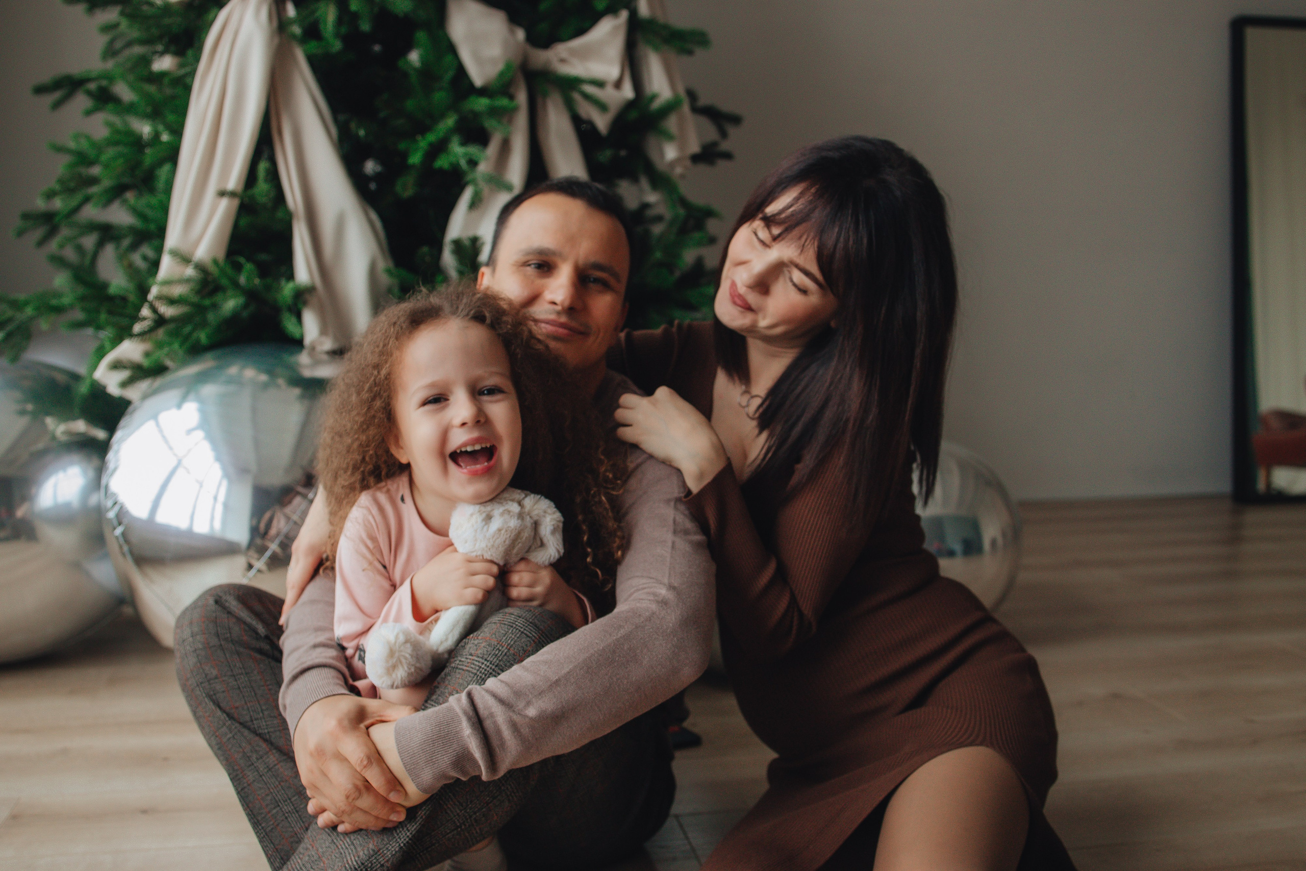 В ожидании сестренки перед Новым годом. Фотограф Новосибирск