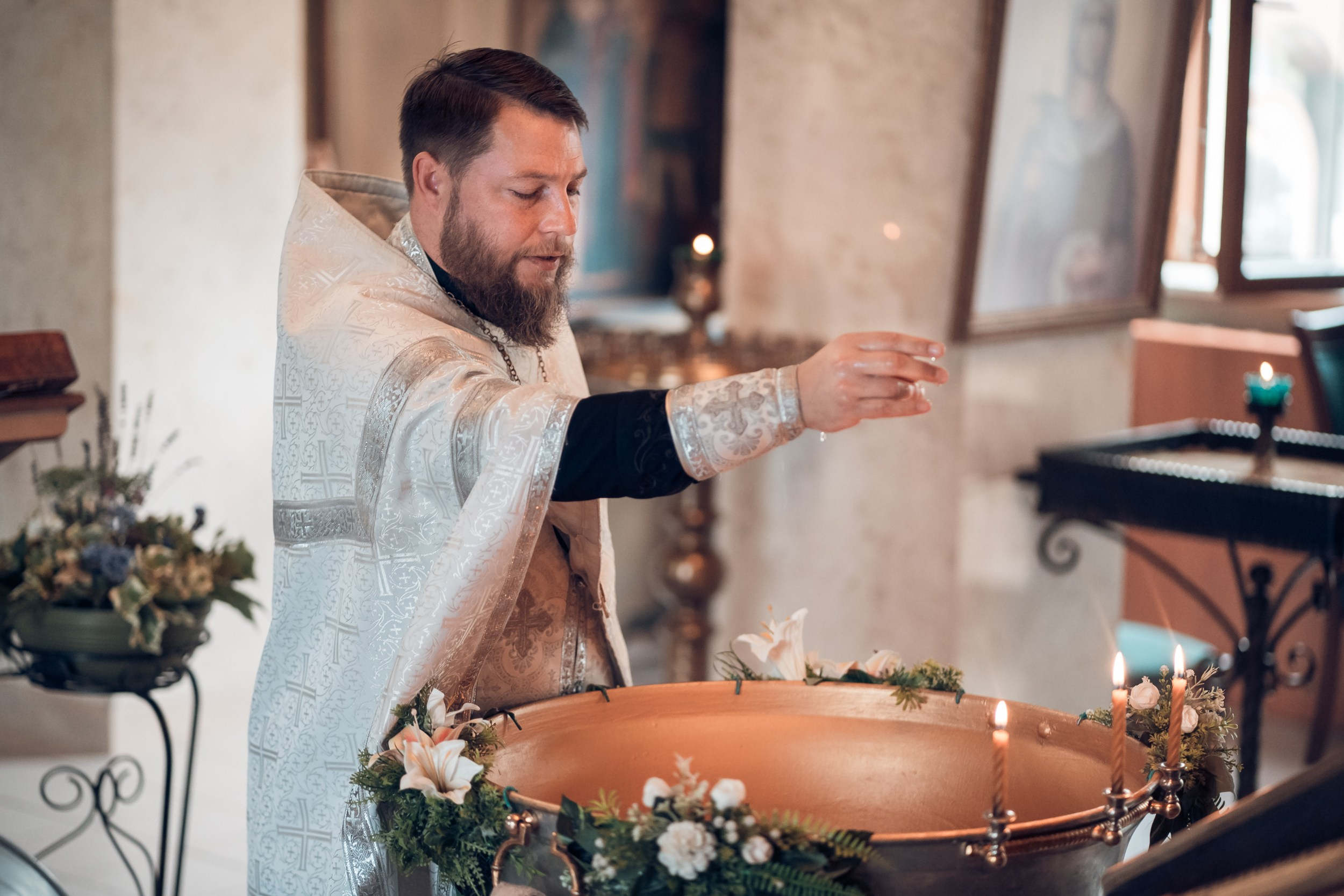 Крещение в храме Прп.Сергия Радонежского с. Орлиное. Церковный фотограф Севастополь