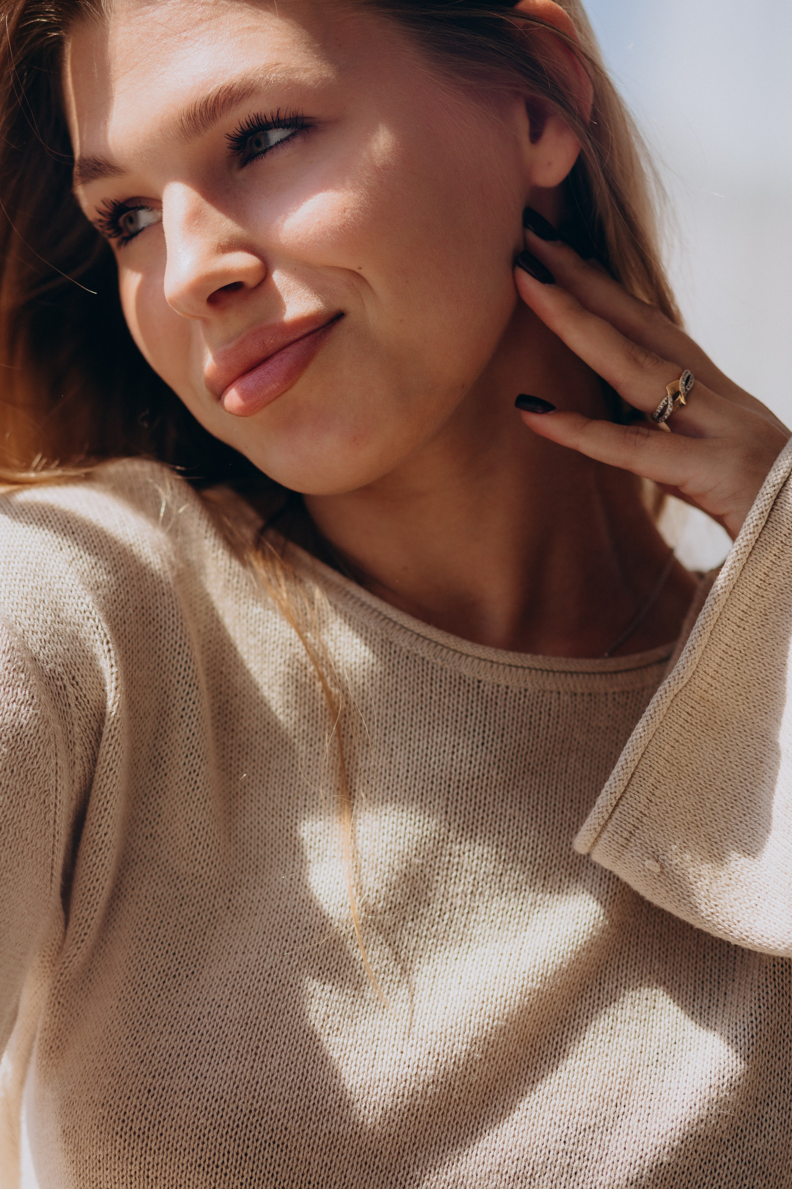 Фотосессия для контента салона красоты Бровико. Фотограф в Санкт-Петербурге Разиля Идиятуллина