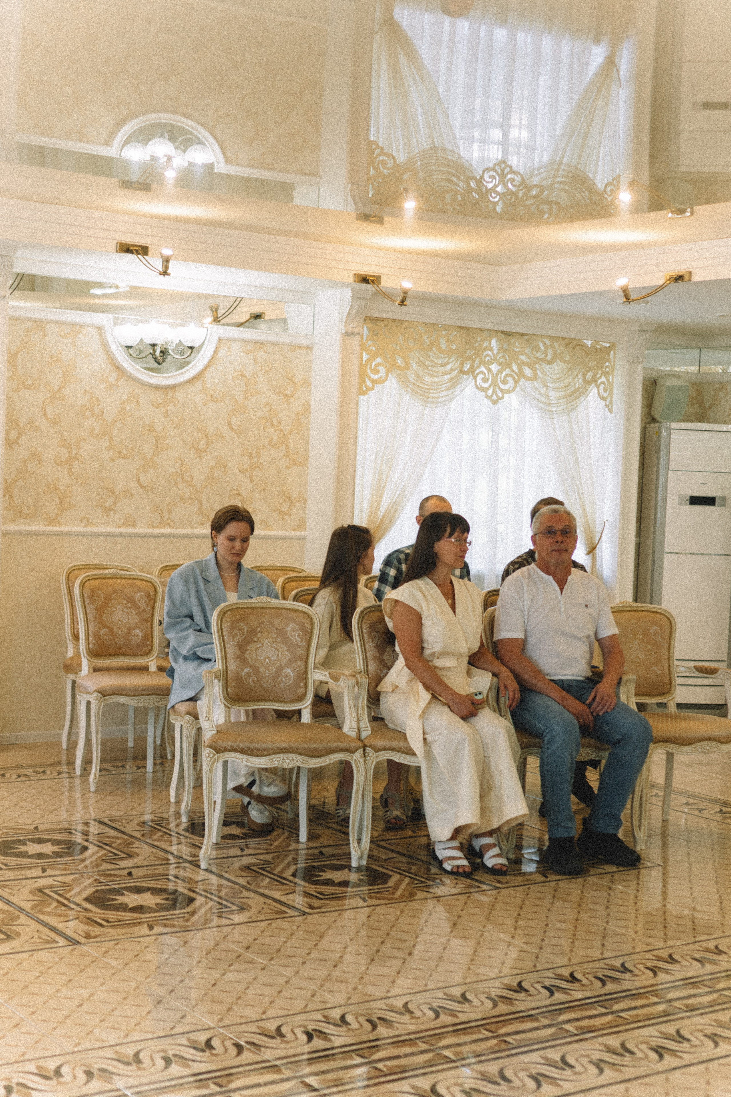 СВАДЕБНАЯ СЬЕМКА В ПЕТЕРГОФЕ И СЬЕМКА РЕПОРТАЖА В ЗАГСЕ ПЕТЕРГОФА. Профессиональный фотограф, Санкт-Петербург — Виктория Богомолова