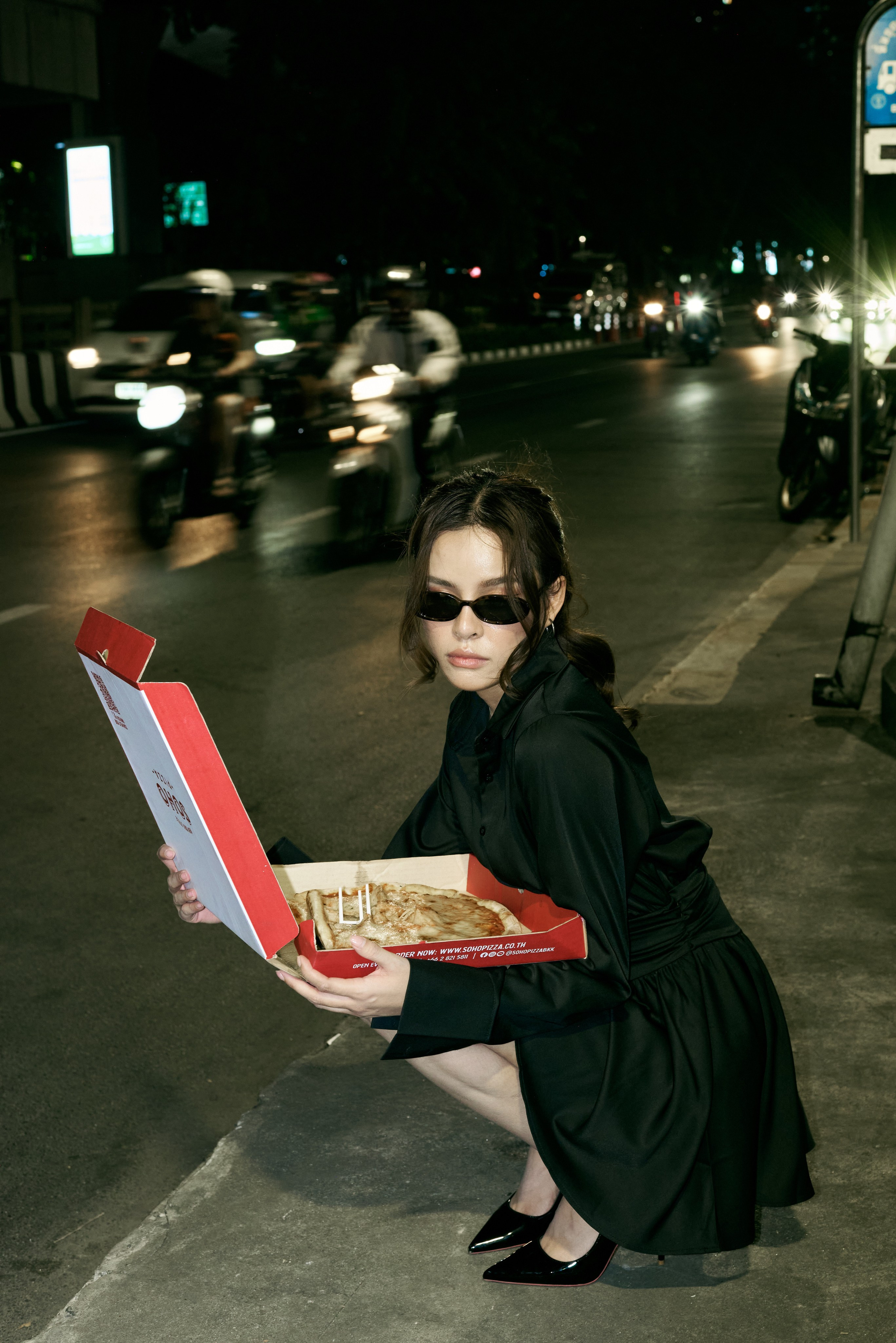 Pizza with Warunya. Photographer Bangkok — Pattaya | фотограф Бангкок — Паттайа