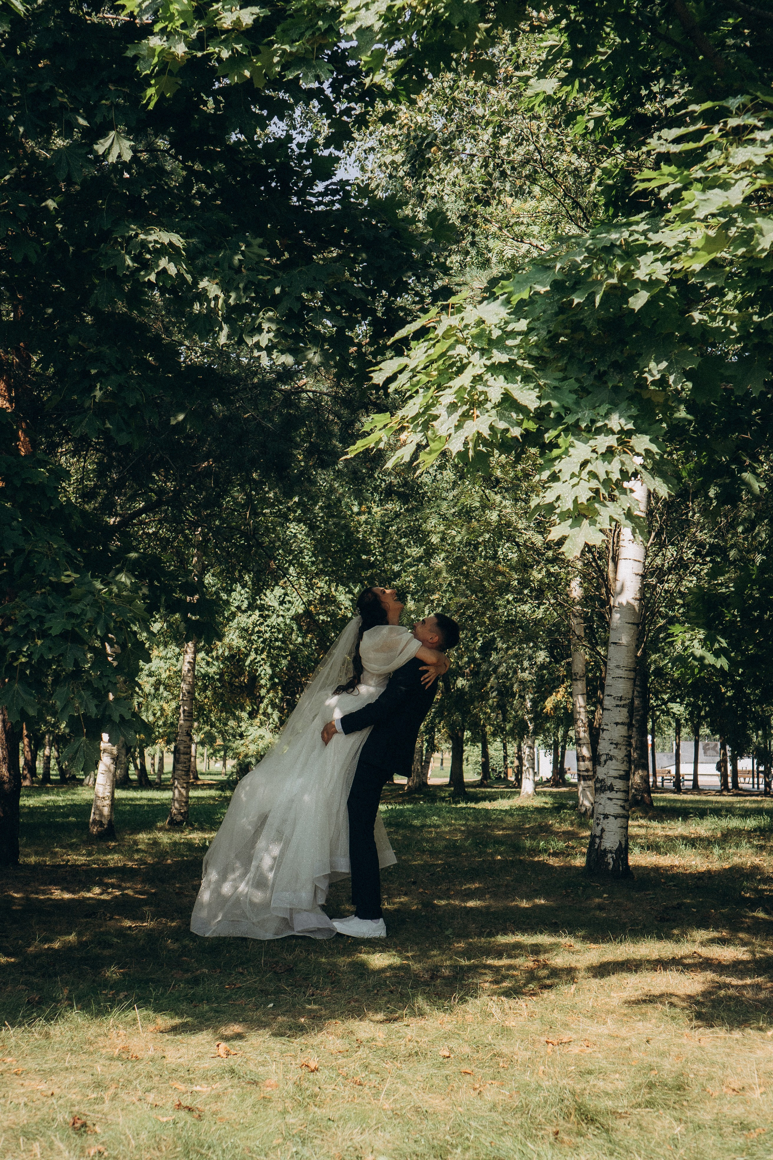 СВАДЕБНАЯ СЬЕМК В ПАРКЕ 300-ЛЕТИЯ. Профессиональный фотограф, Санкт-Петербург — Виктория Богомолова