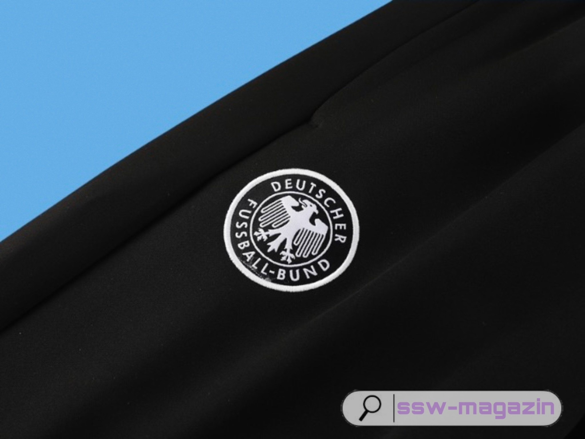 Костюм сборной Германии 2025-2026 чёрный купить. Футбольный магазин — ssw_magazin