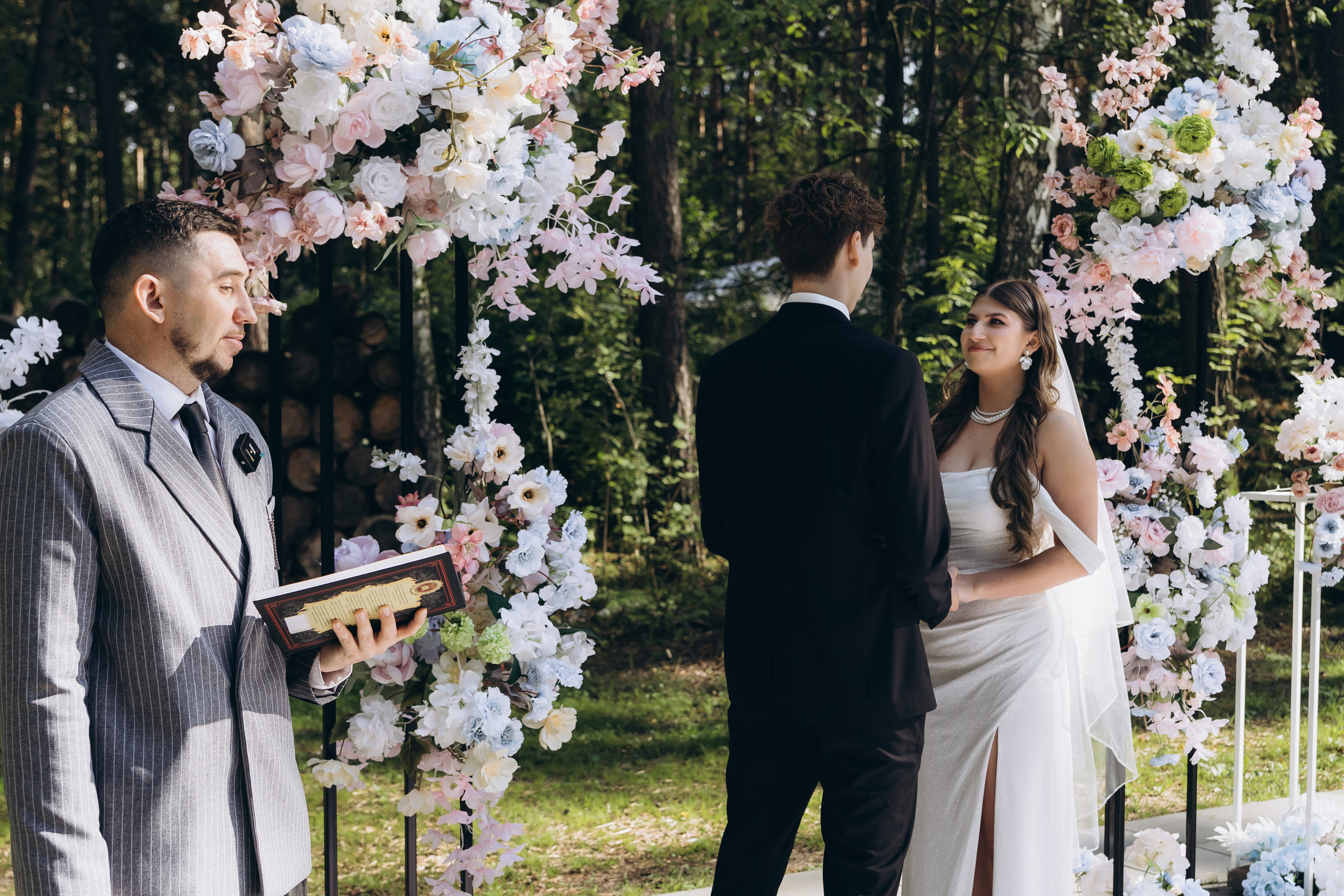 03.08.25 Артем & Анастасия. Свадебный и семейный фотограф в Новосибирске Дарья Кель