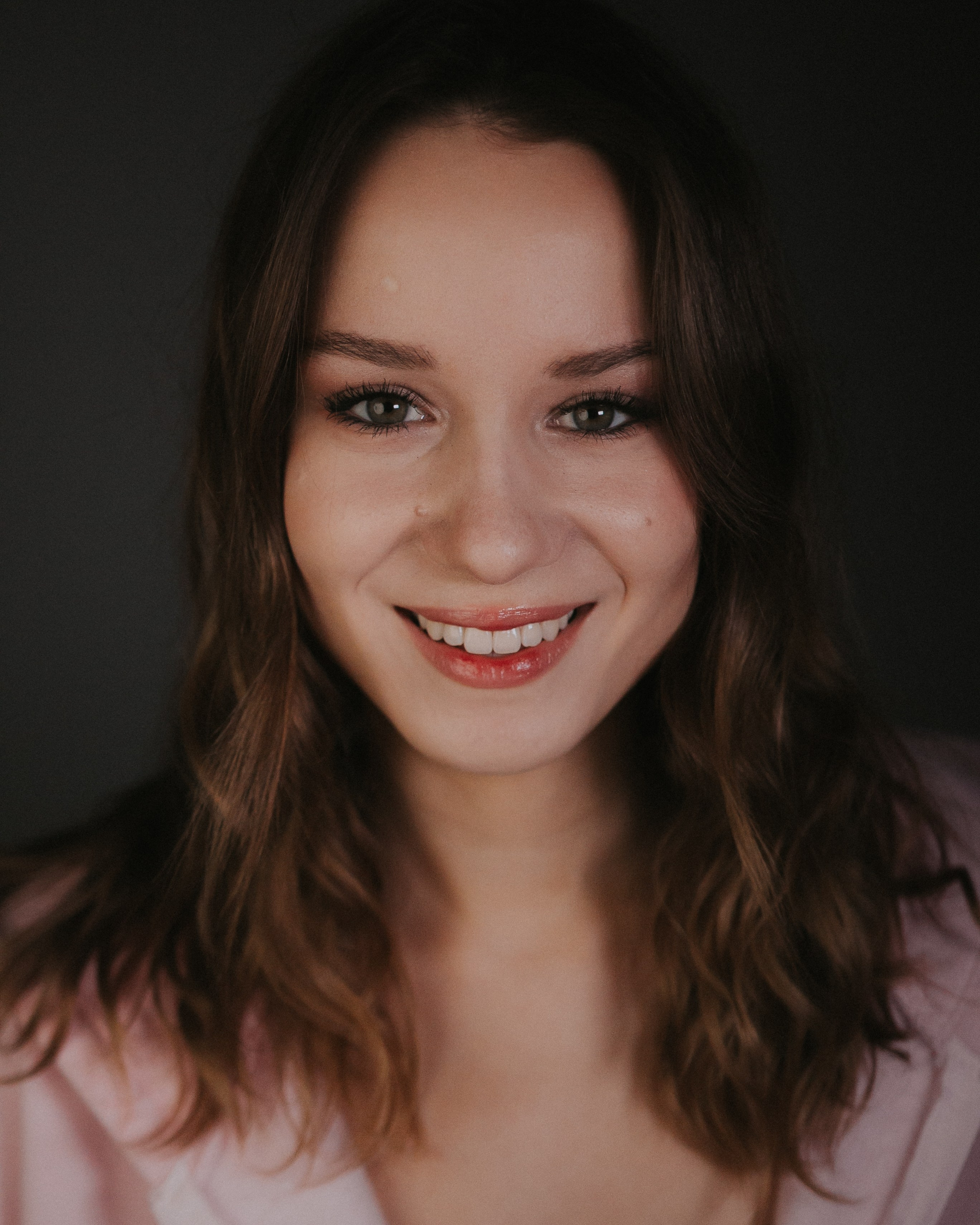 MF PROD. — DARIA FISUN. MOVIE FAMILY PRODUCTION