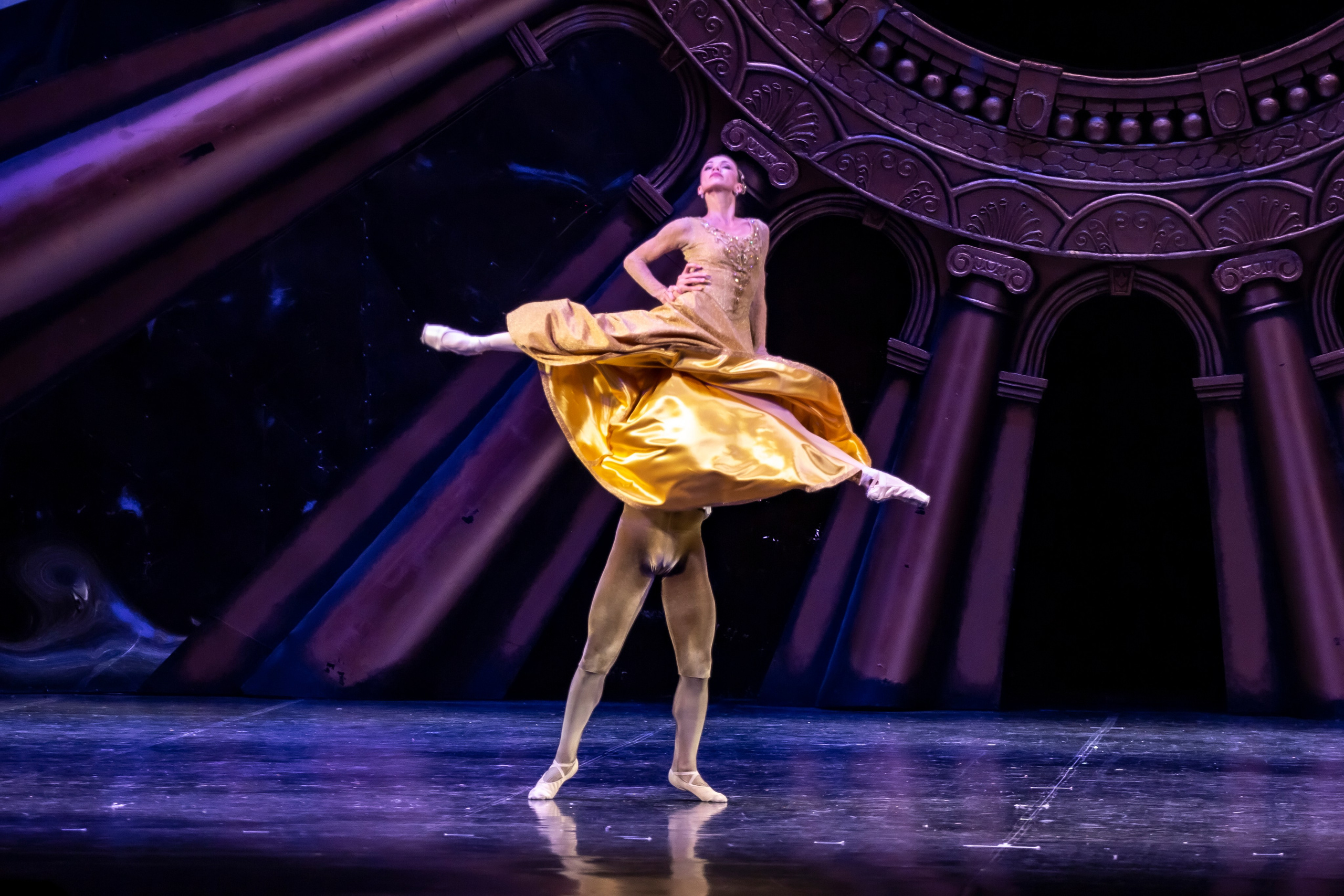 Русский Гамлет спектакль премьера Марийского театра оперы и балета в Зимнем театре г. Сочи. Фотограф в Сочи Юрий Шептаев