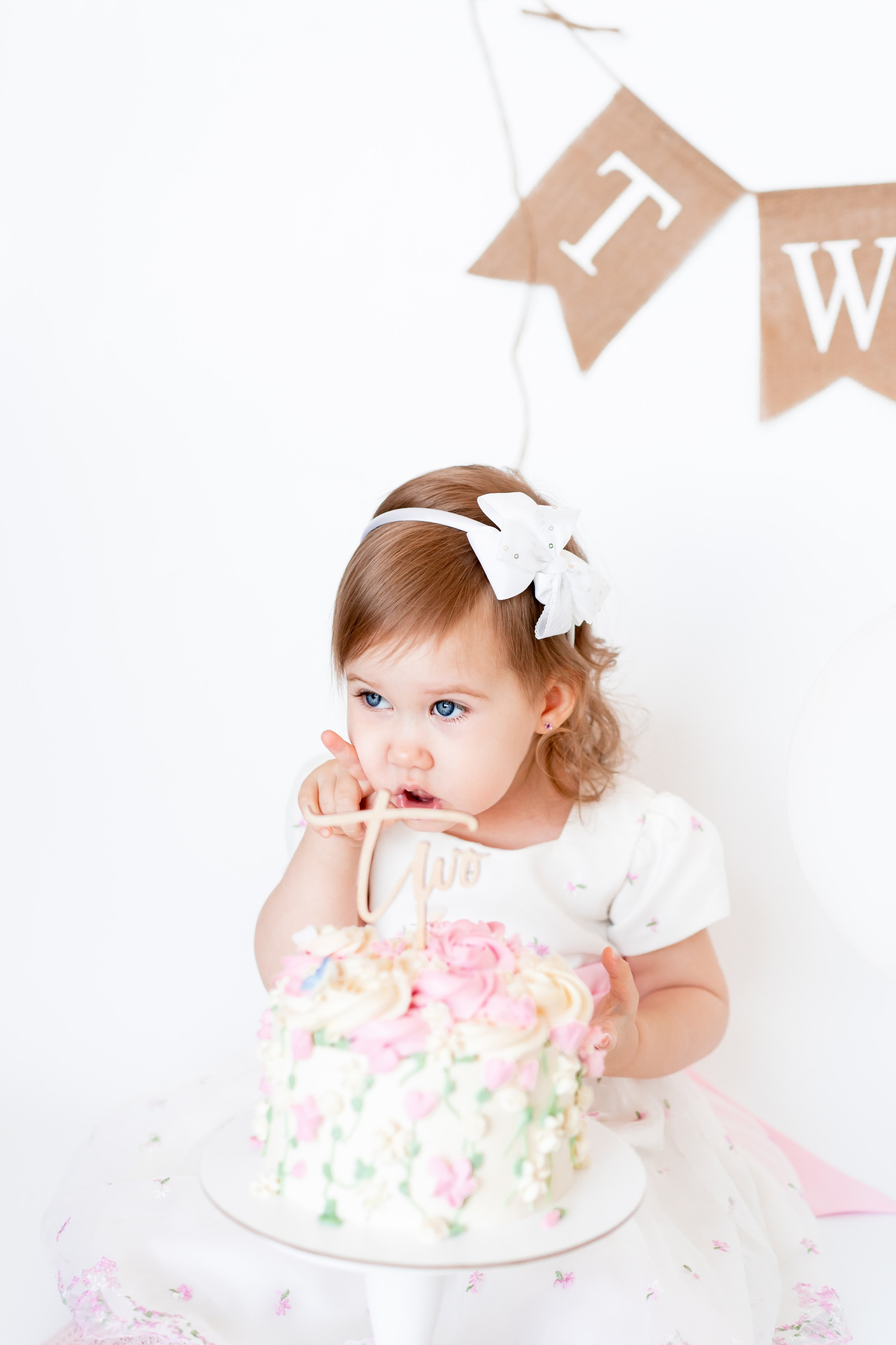 Крушение торта, Smash cake. Детская, семейная фотостудия в Санкт-Петербурге