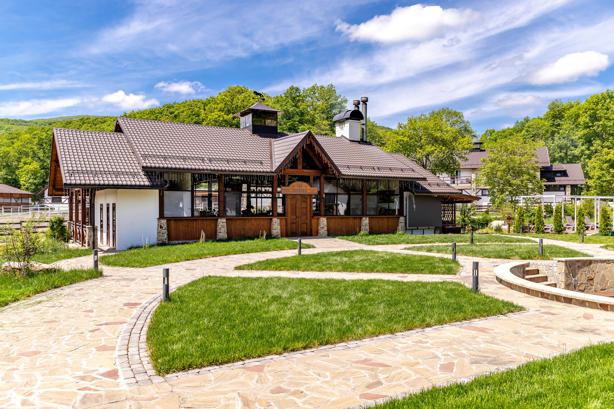 Парк-отель «Орлиное гнездо». Бар «Подкова». п. Горячий Ключ. Интерьерный фотограф в Краснодарском крае Светлана Шурлова