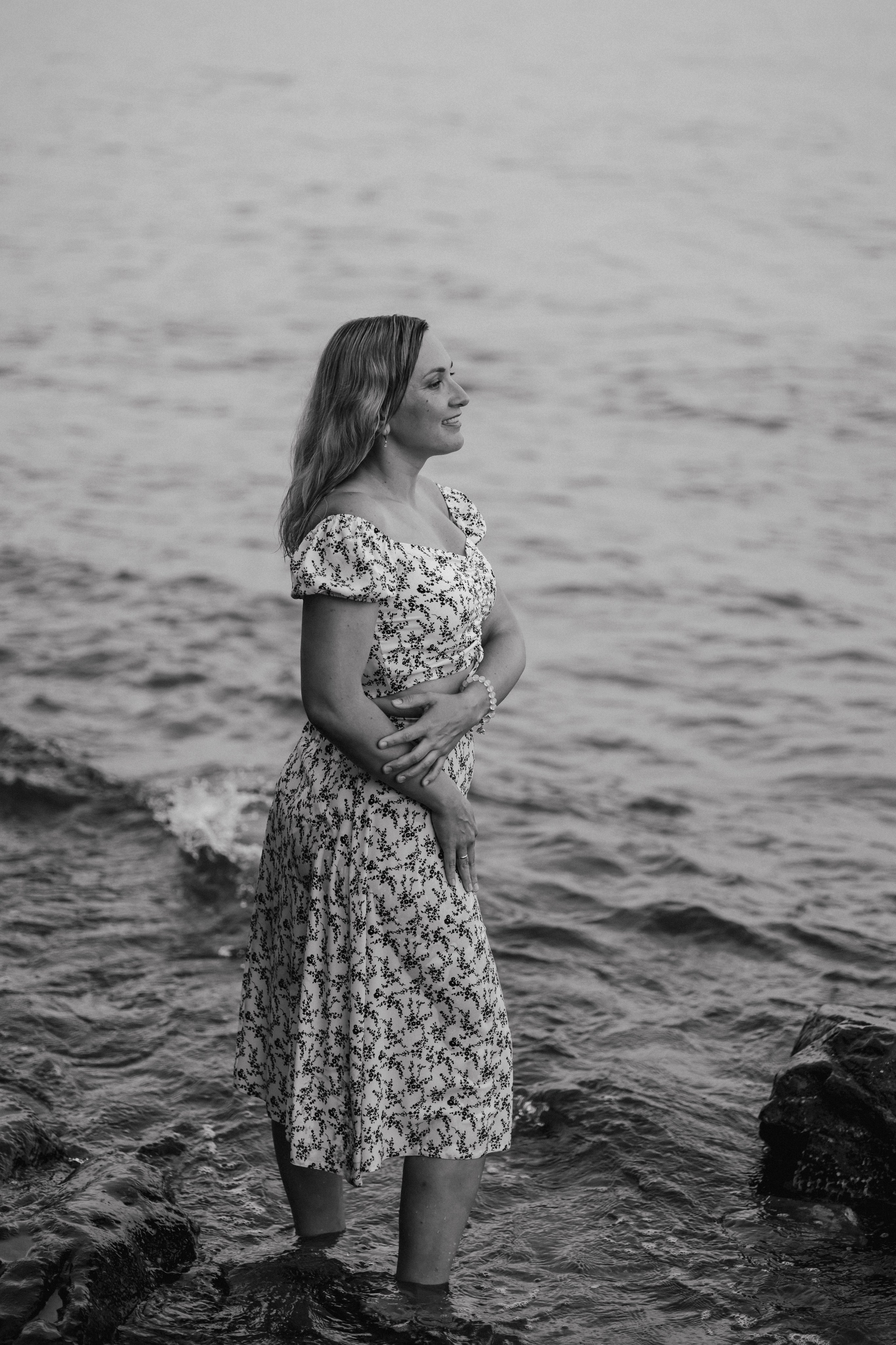 Семейная прогулка на берегу моря. Семейный и портретный фотограф в Геленджике Любовь Бодрова