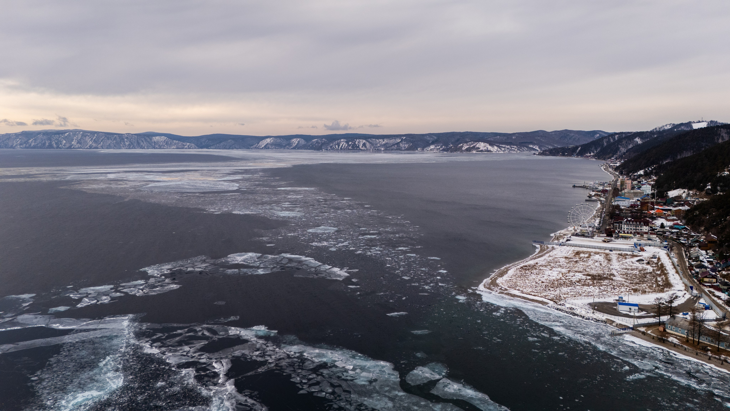 Байкал. Фотограф, видеограф и пилот дрона на Байкале