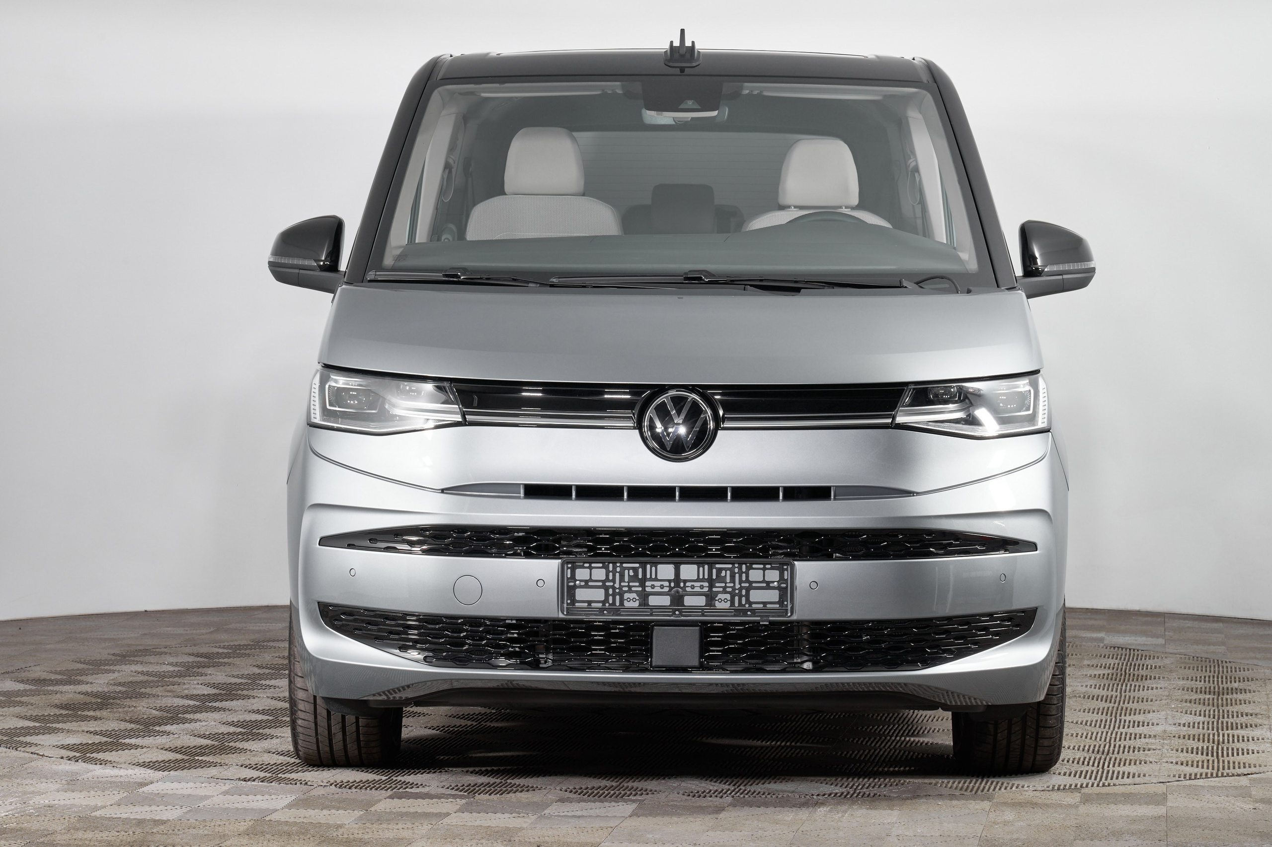 Multivan. Фотограф Николай Прокофьев модельные тесты в Москве