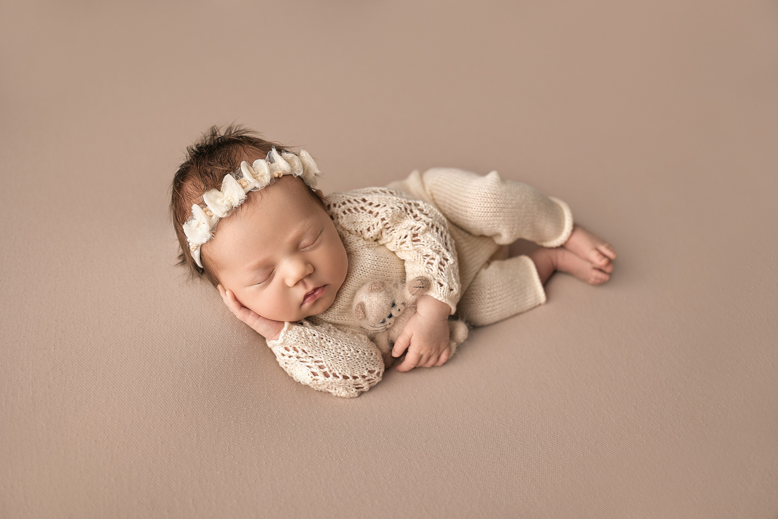 НОВОРОЖДЕННЫЕ. ФОТОГРАФ НОВОРОЖДЕННЫХ ЧЕРЕПОВЕЦ САНКТ-ПЕТЕРБУРГ