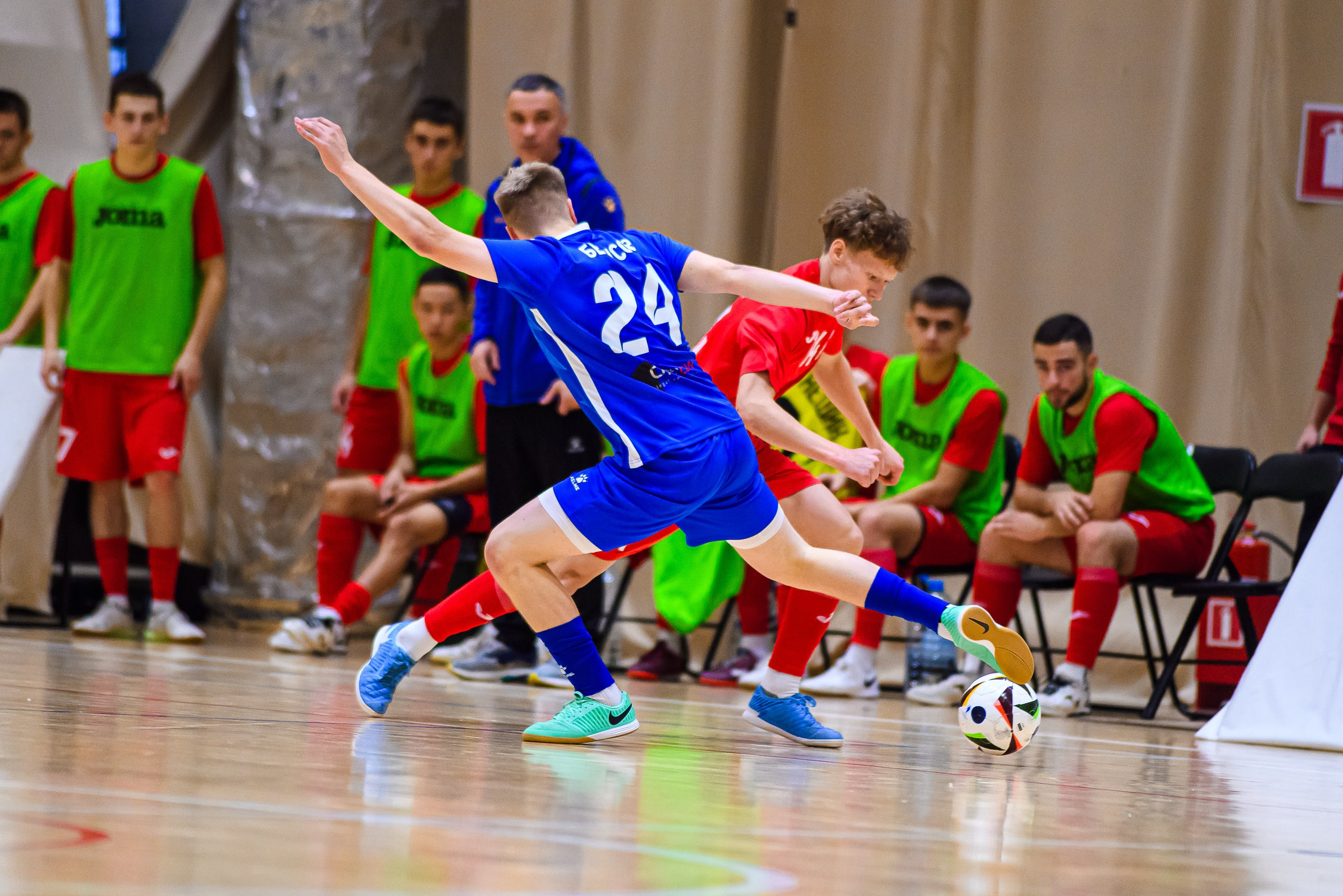 Высшая лига по футзалу — Сезон 2024-2025 — 2ой тур. Репортажный фотограф в Кемерово