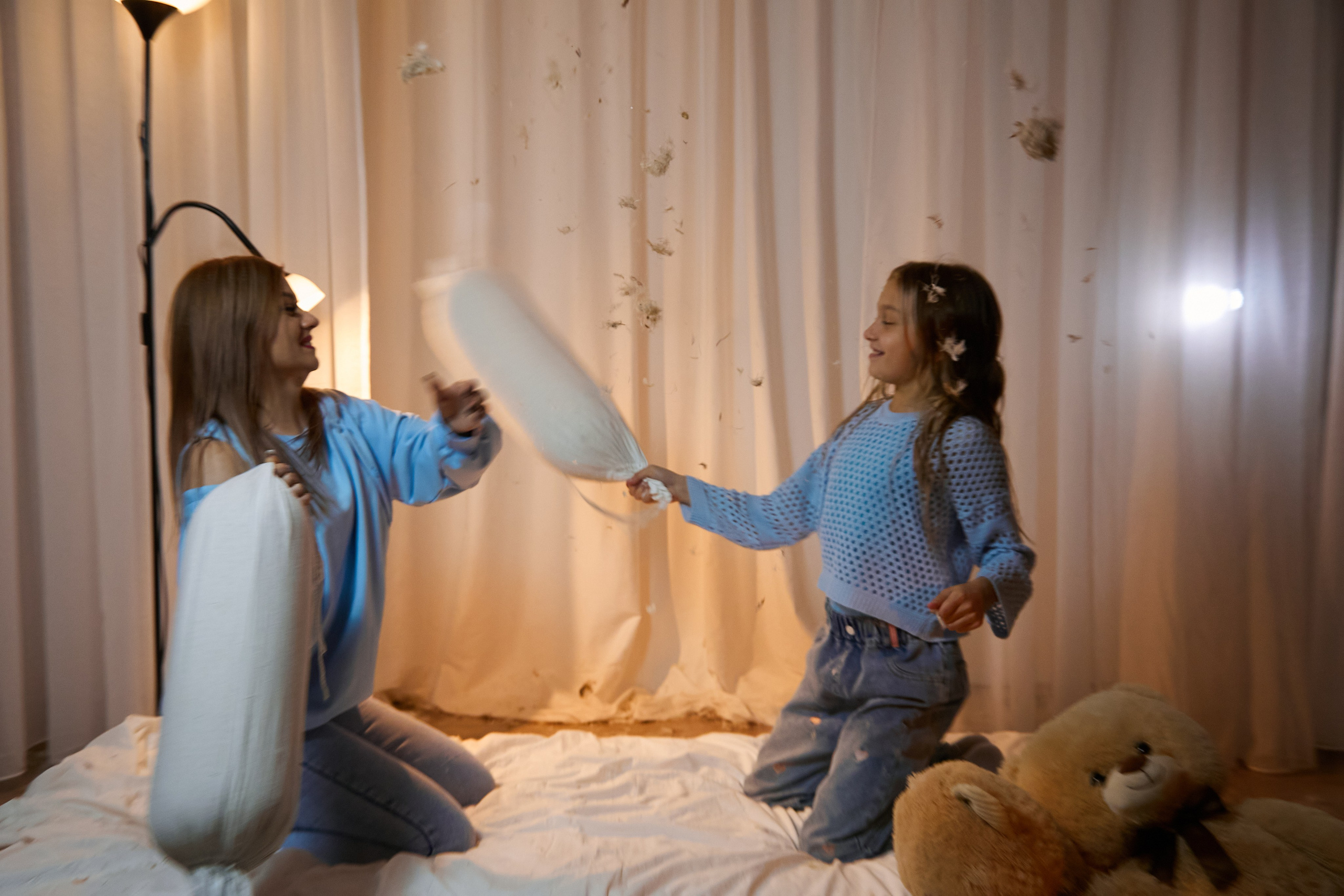 «Бой подушками». Свадебный и креативный фотограф в ЮФО и МСК