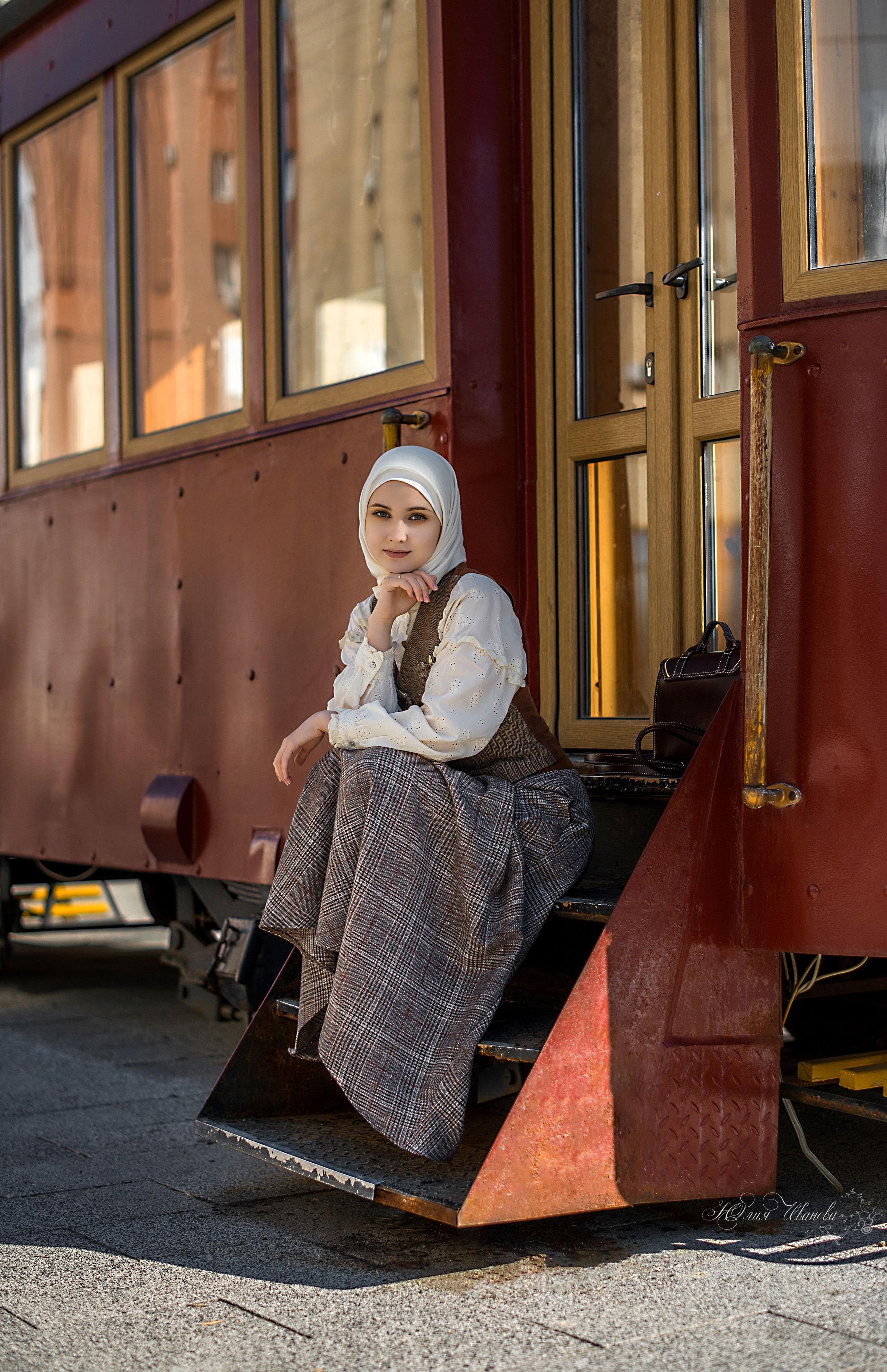 Прогулка по Саратову с Анастасией. Конный фотограф в Саратове Юлия Иванова