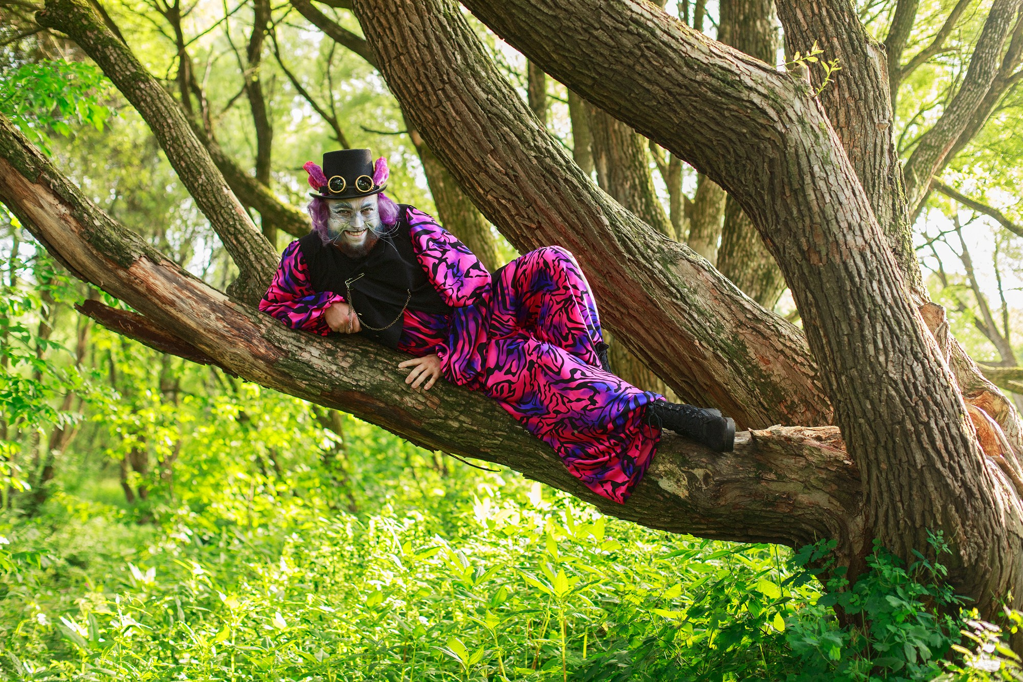 Семейная фотосессия «Безумное чаепитие». Необычные портретные фотосессии под ключ в Москве