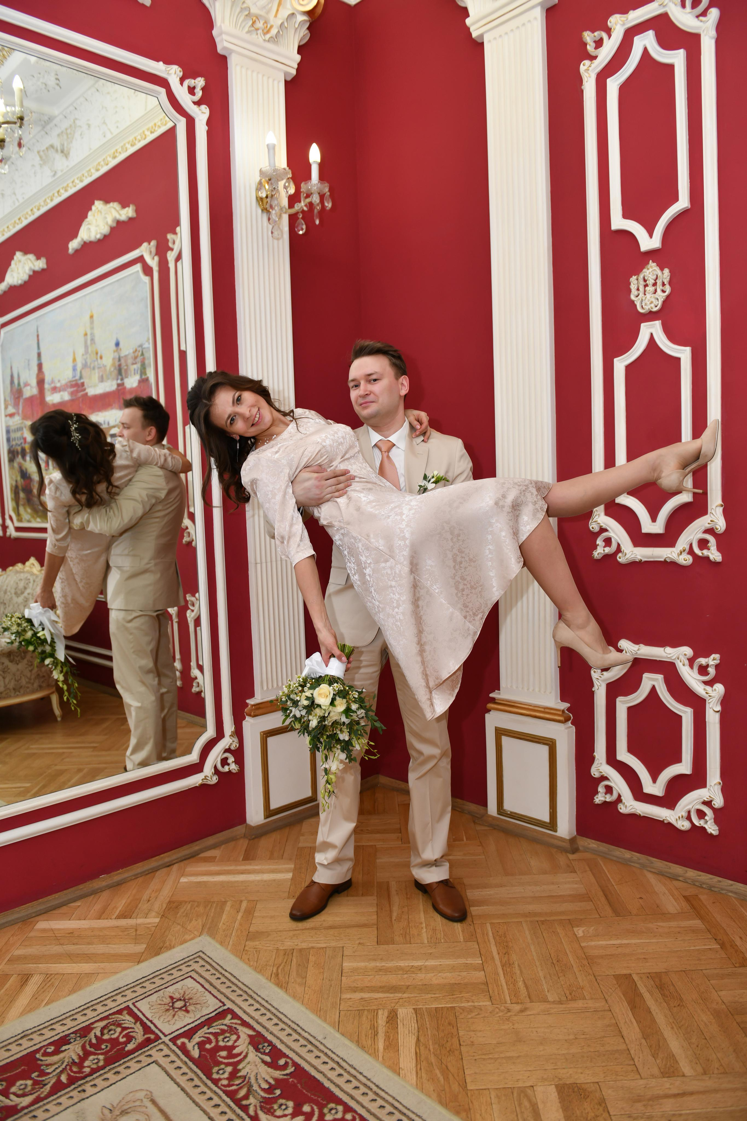 Регистрация брака Елены и Олега. Свадебный и портретный фотограф в Москве Галина Борисова