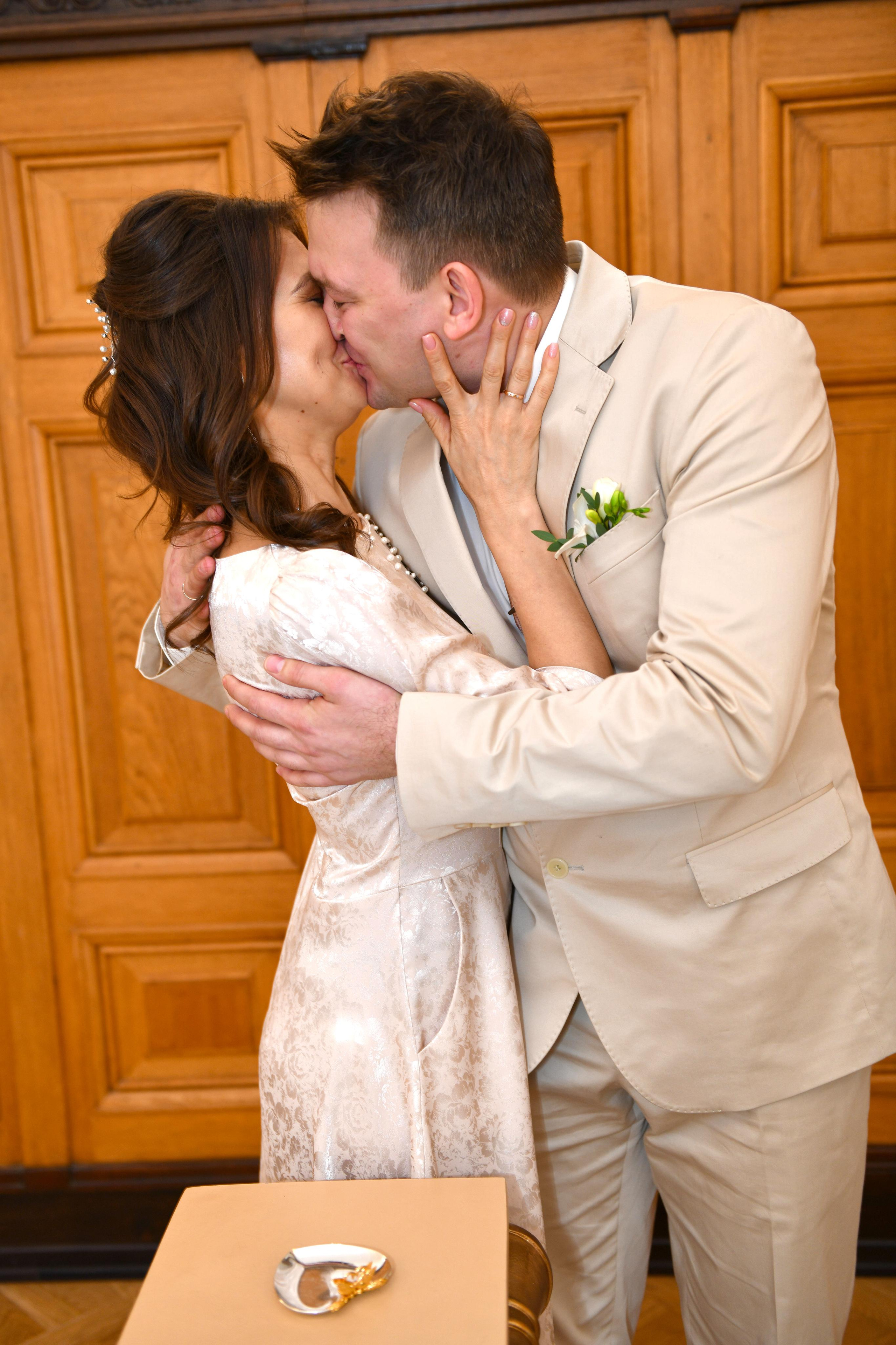 Регистрация брака Елены и Олега. Свадебный и портретный фотограф в Москве Галина Борисова