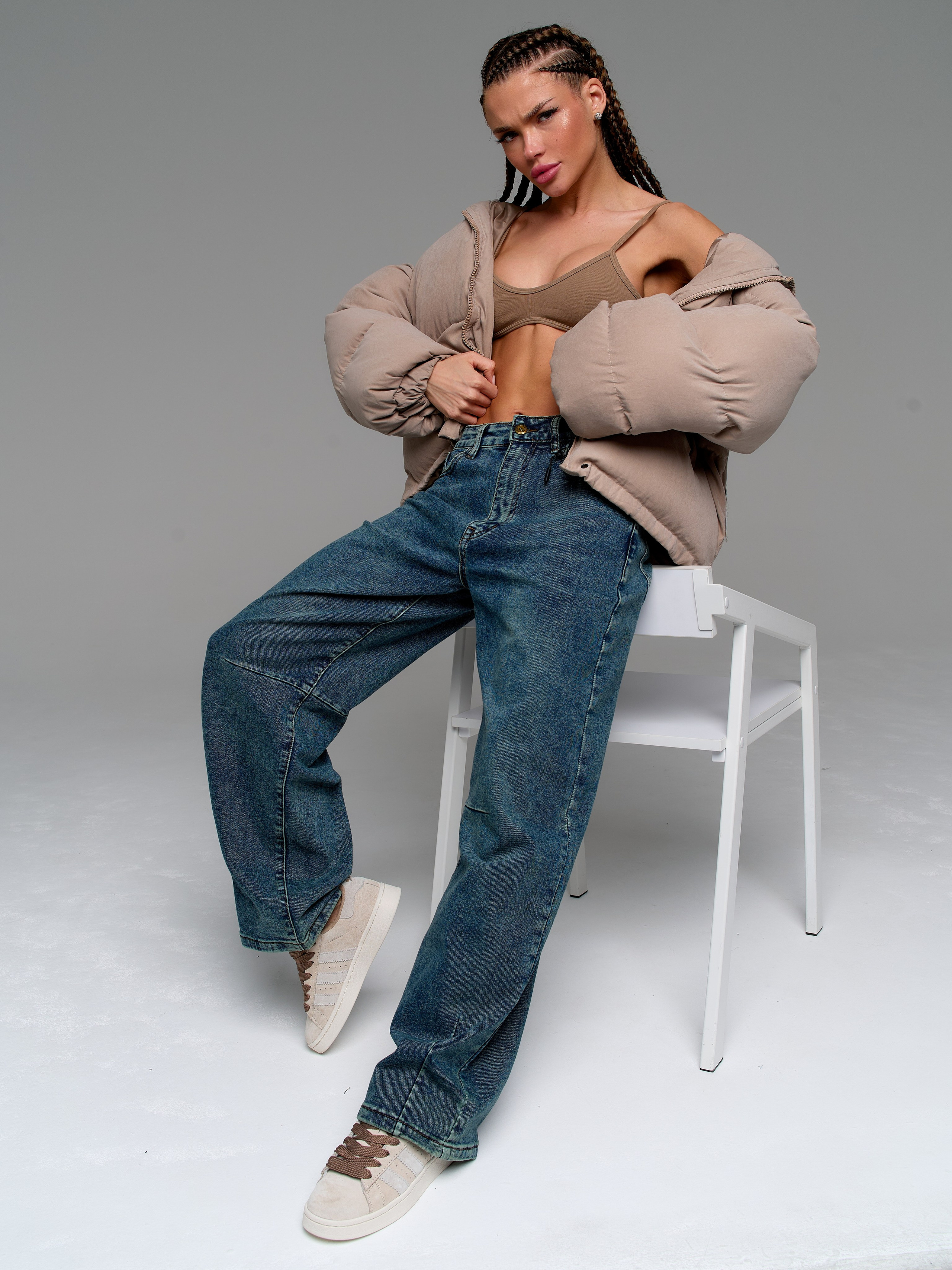 Джинсы. Фотограф для маркетплейсов в Москве