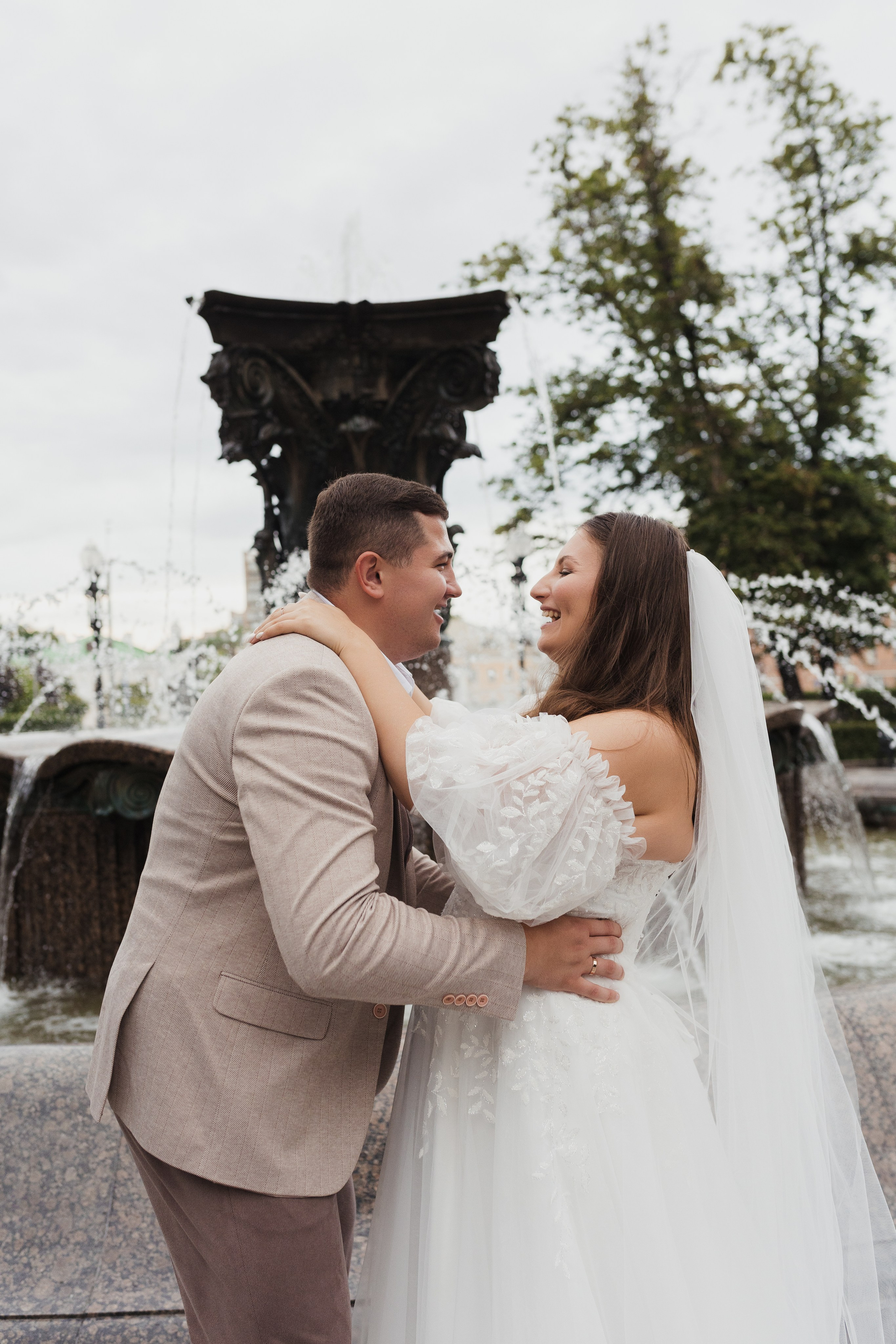 Свадебная фотосессия в Москве в Барвихе ЗАГС. Свадебный фотограф в Москве Анна Полушина