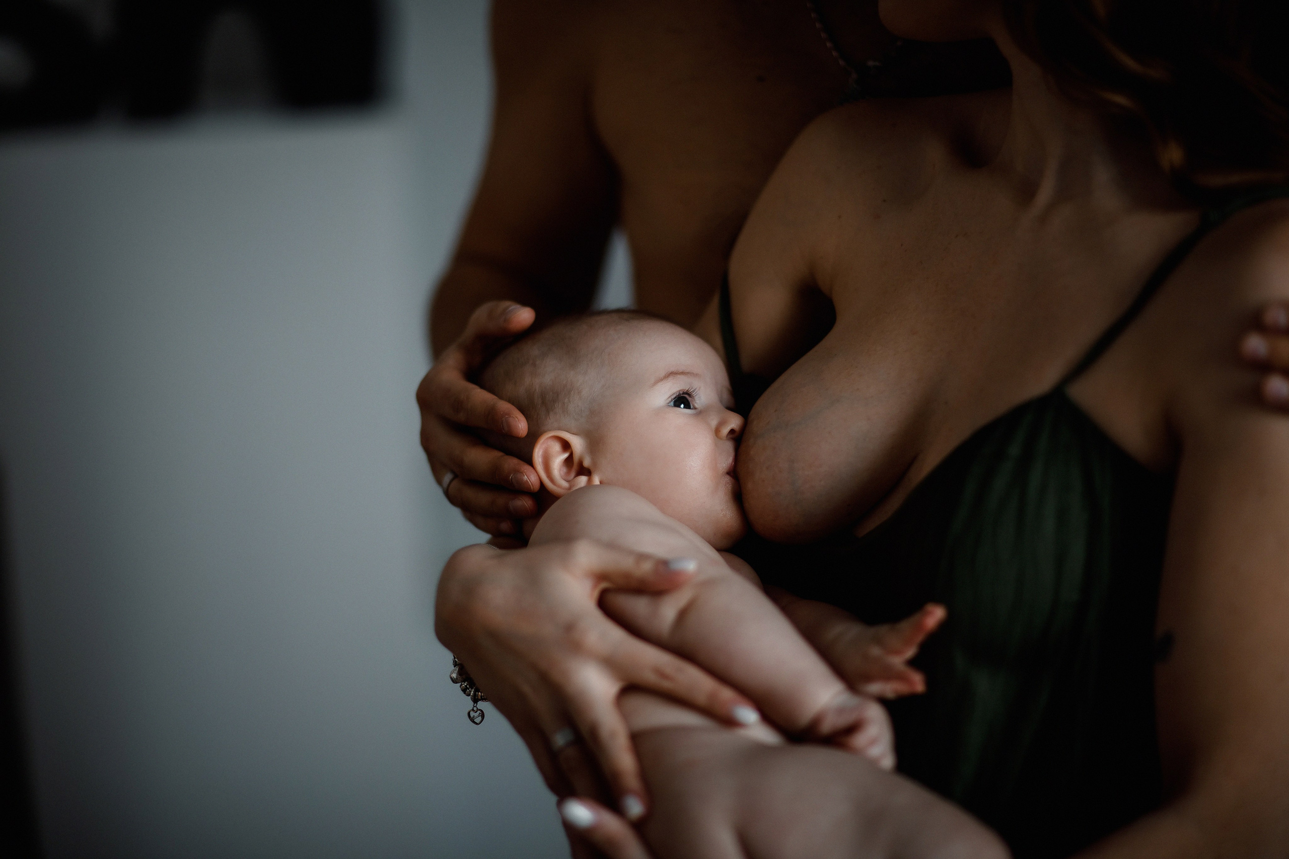 Грудное кормление. Фотограф материнства и таинства кормления Екатерина Кузьмин