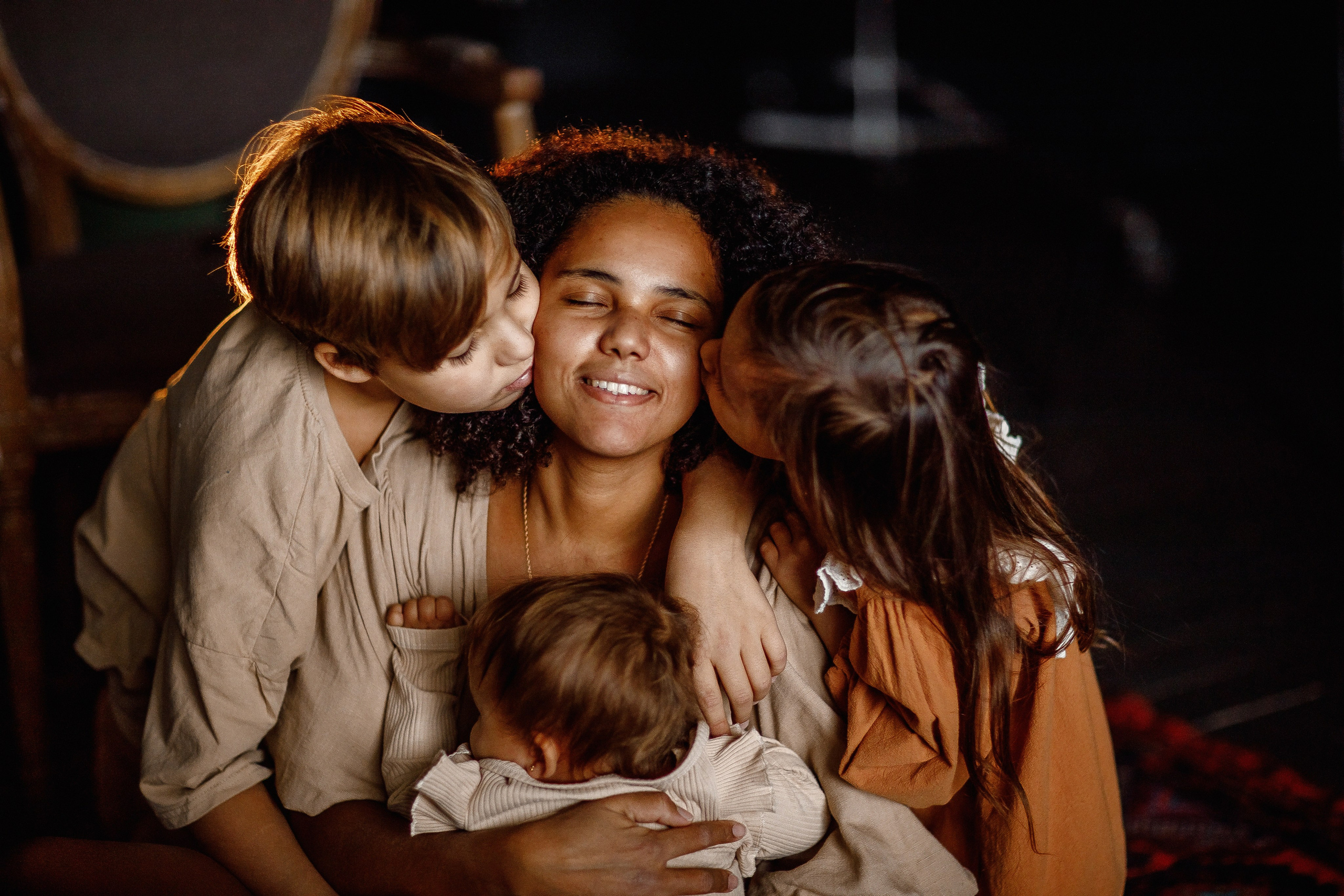 Грудное кормление. Фотограф материнства и таинства кормления Екатерина Кузьмин