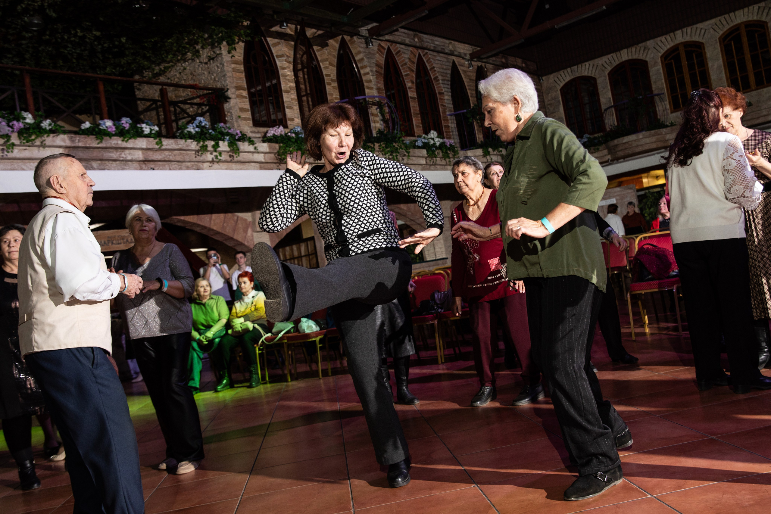 Жить по-новому 2026. Репортажный и свадебный фотограф в Челябинске Елисеев Павел