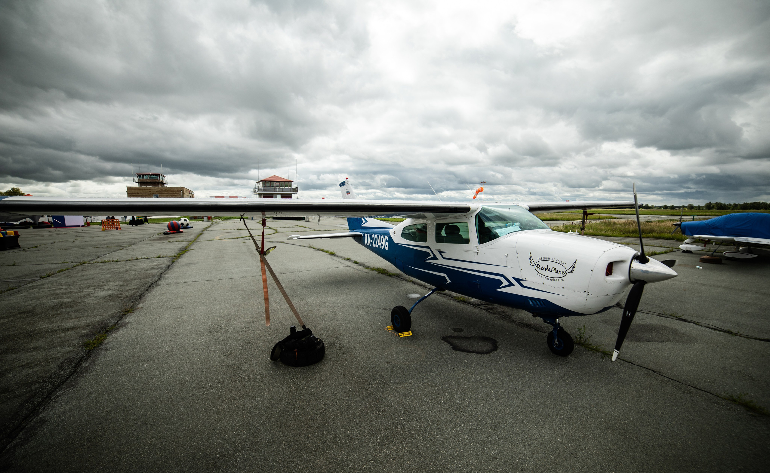 УЗСТ- Корпоративный тимбилдинг на аэродроме. Репортажный и свадебный фотограф в Челябинске Елисеев Павел
