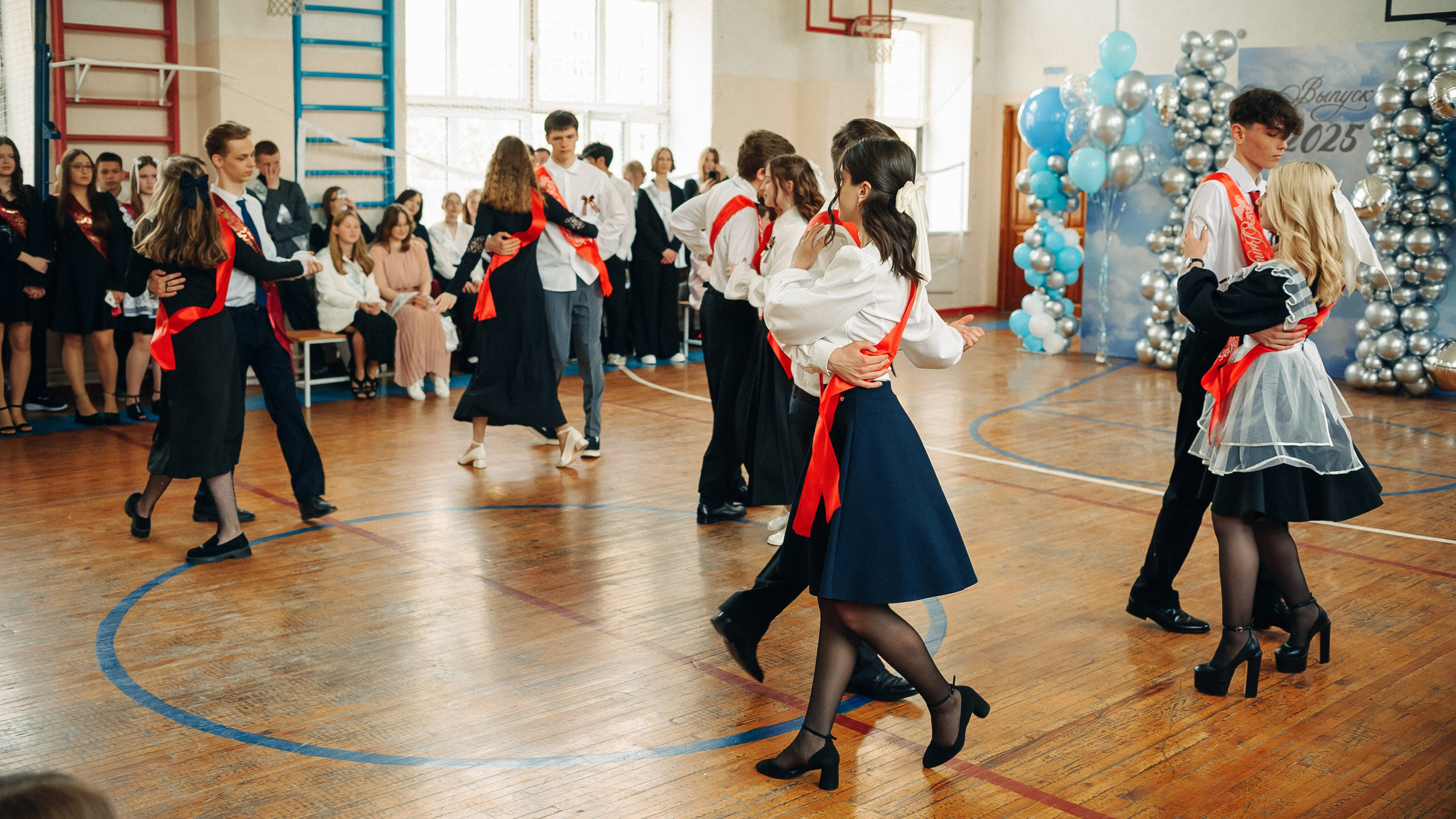 Последний звонок. Свадебный фотограф в Екатеринбурге Артём Зайнетдинов