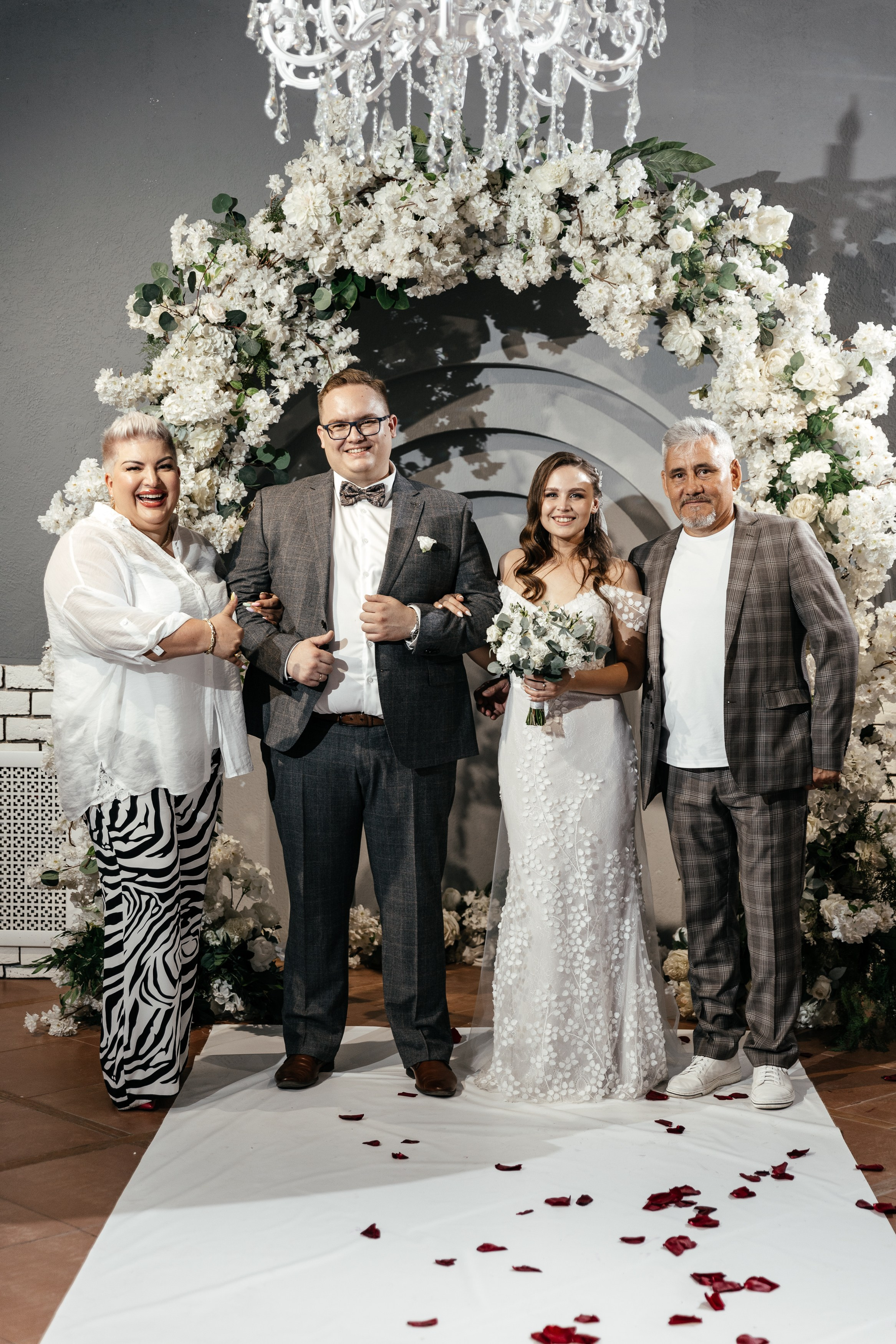 Свадебный фотограф Уфа — Руслан ГабдлисламовЖивые эмоции, красивые кадры, воспоминания на всю жизнь.Работаю по всей Республике Башкортоста. Свадебный фотограф Уфа Руслан Габдлисламов