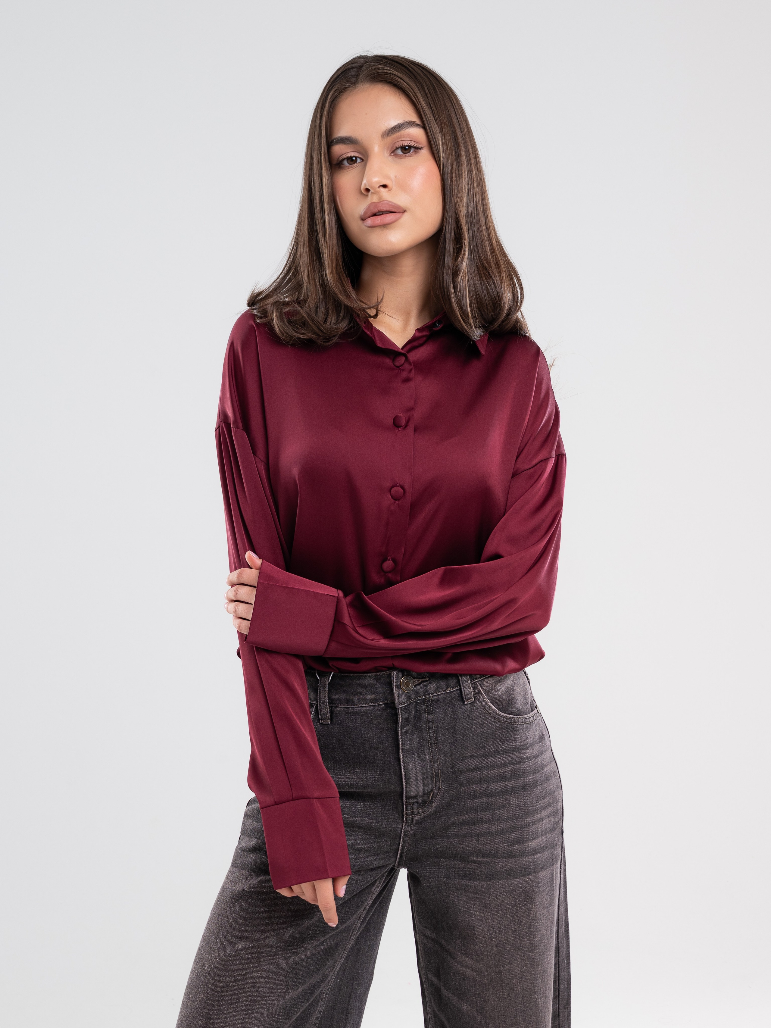 Атласные рубашки. Предметный фотограф, фото для маркетплейсов Пятигорск, КМВ