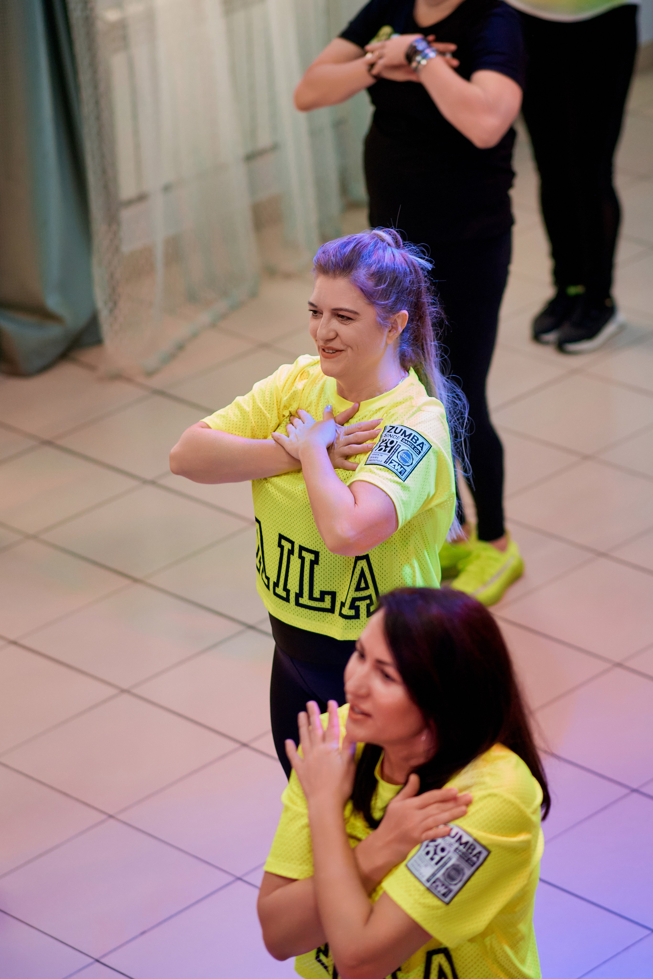 Благотворительная тренировка ЗУМБА. Арт-кафе «Чайка». Фотограф Таганрог Анна Трайжон