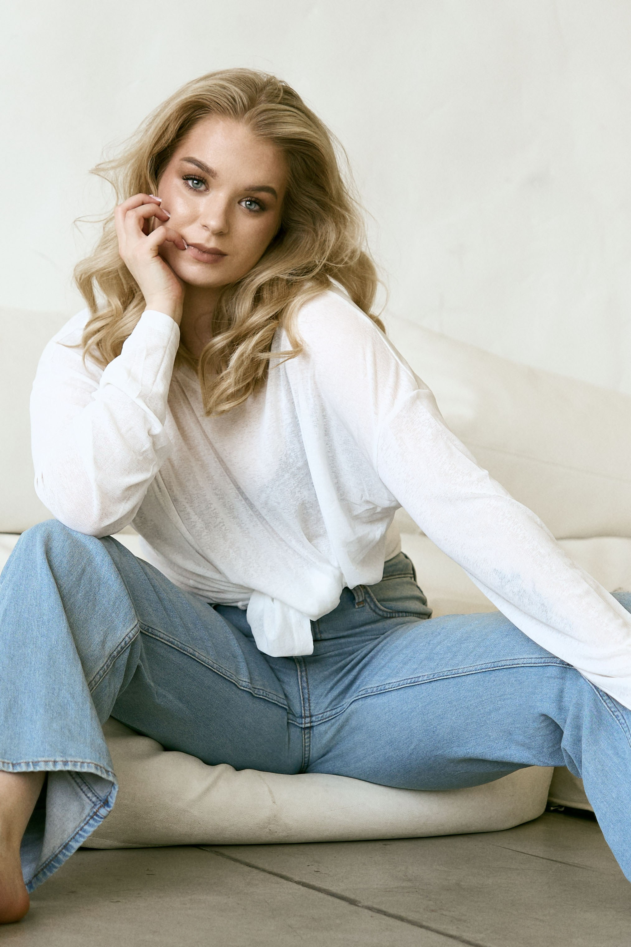 Zhenya. Ксения Петровская — фотограф и видеограф