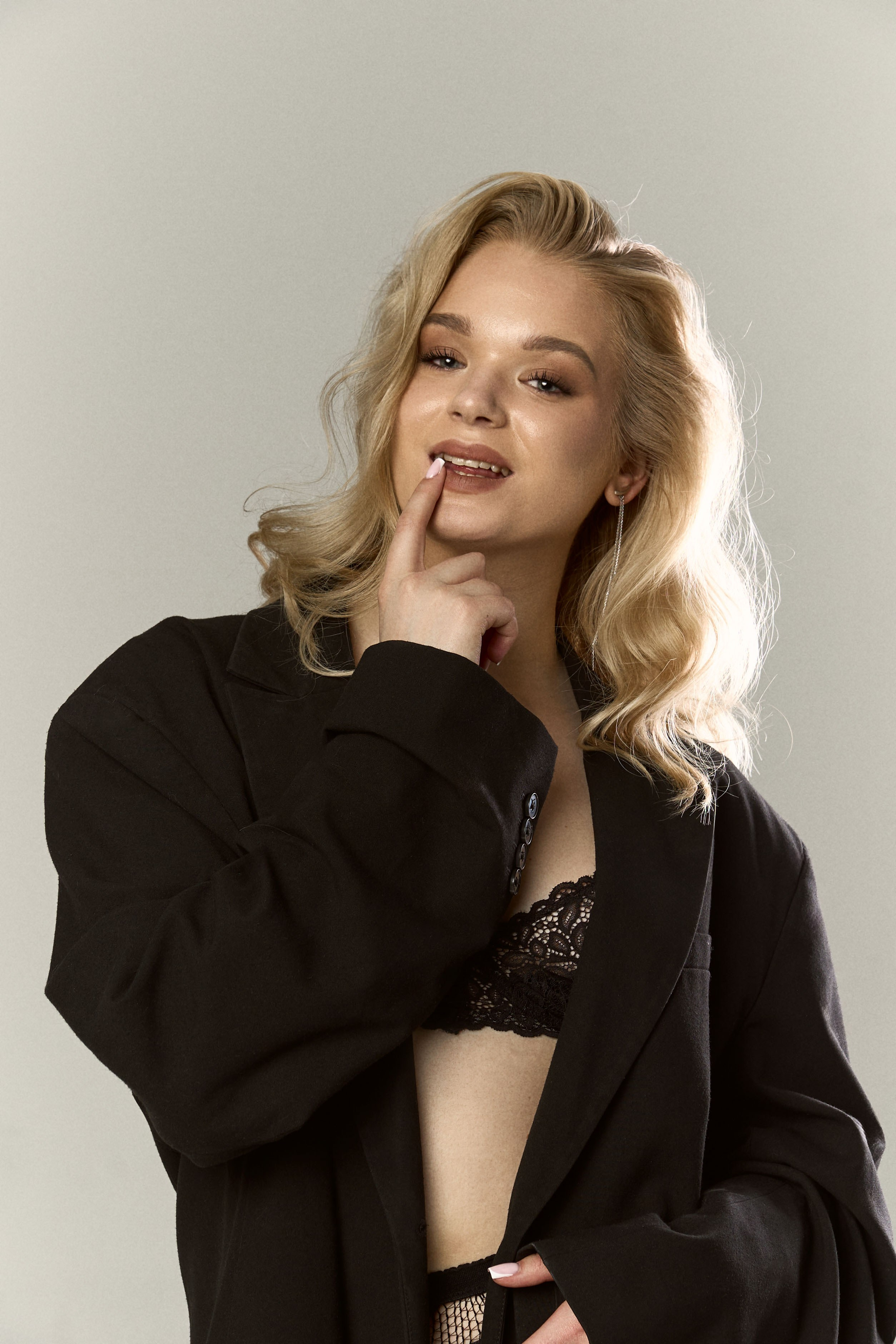 Zhenya. Ксения Петровская — фотограф и видеограф