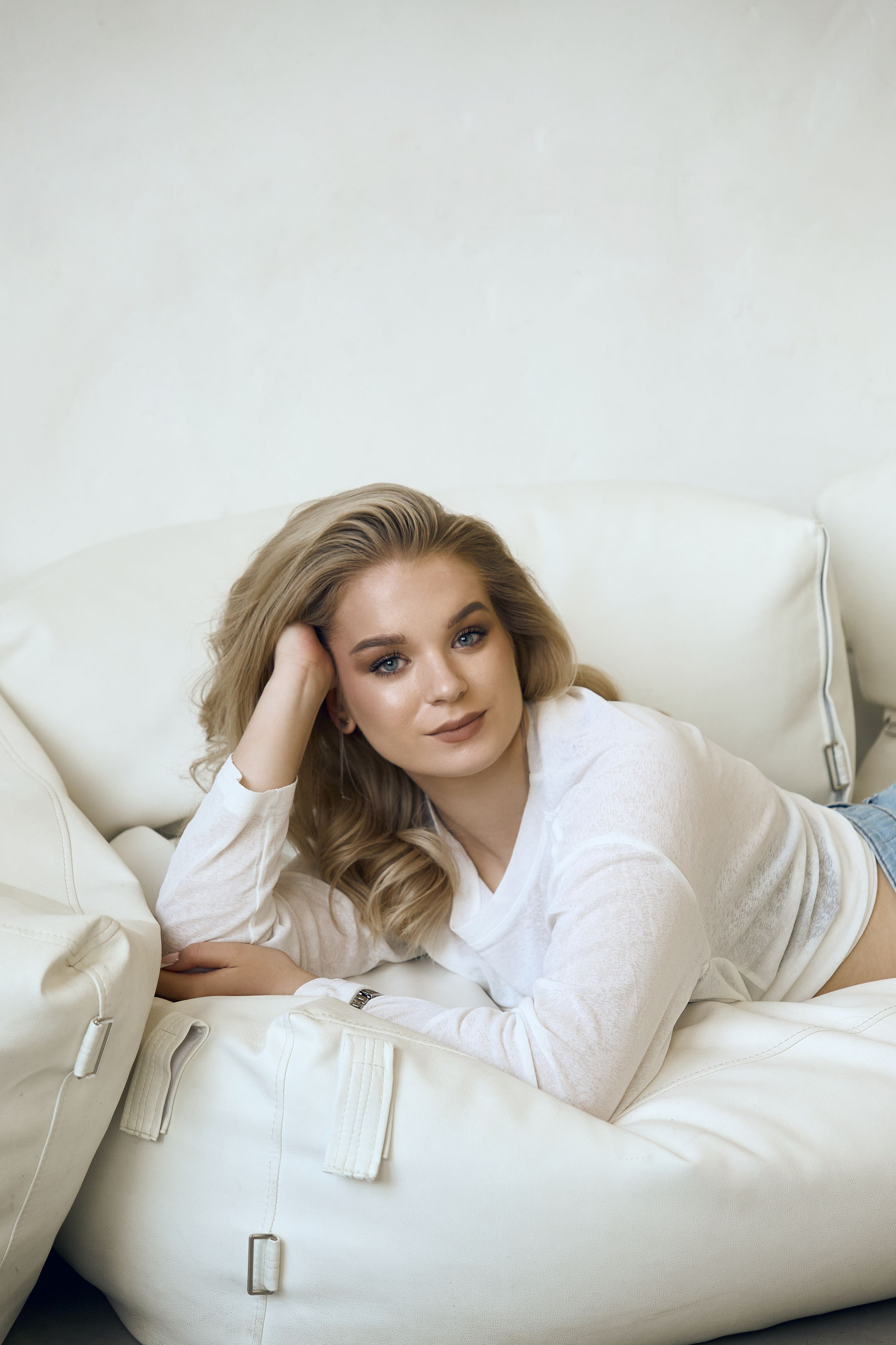 Zhenya. Ксения Петровская — фотограф и видеограф