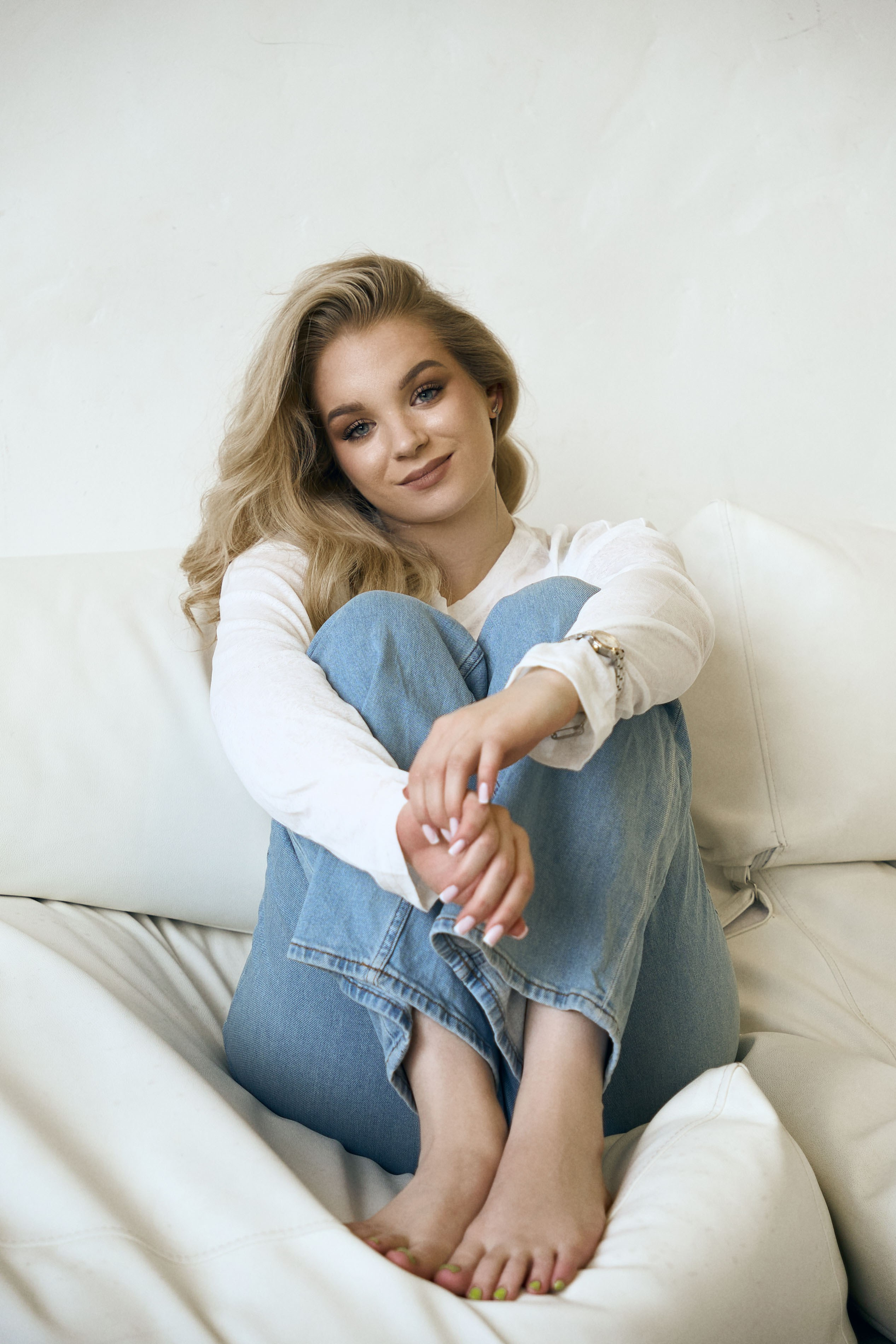 Zhenya. Ксения Петровская — фотограф и видеограф