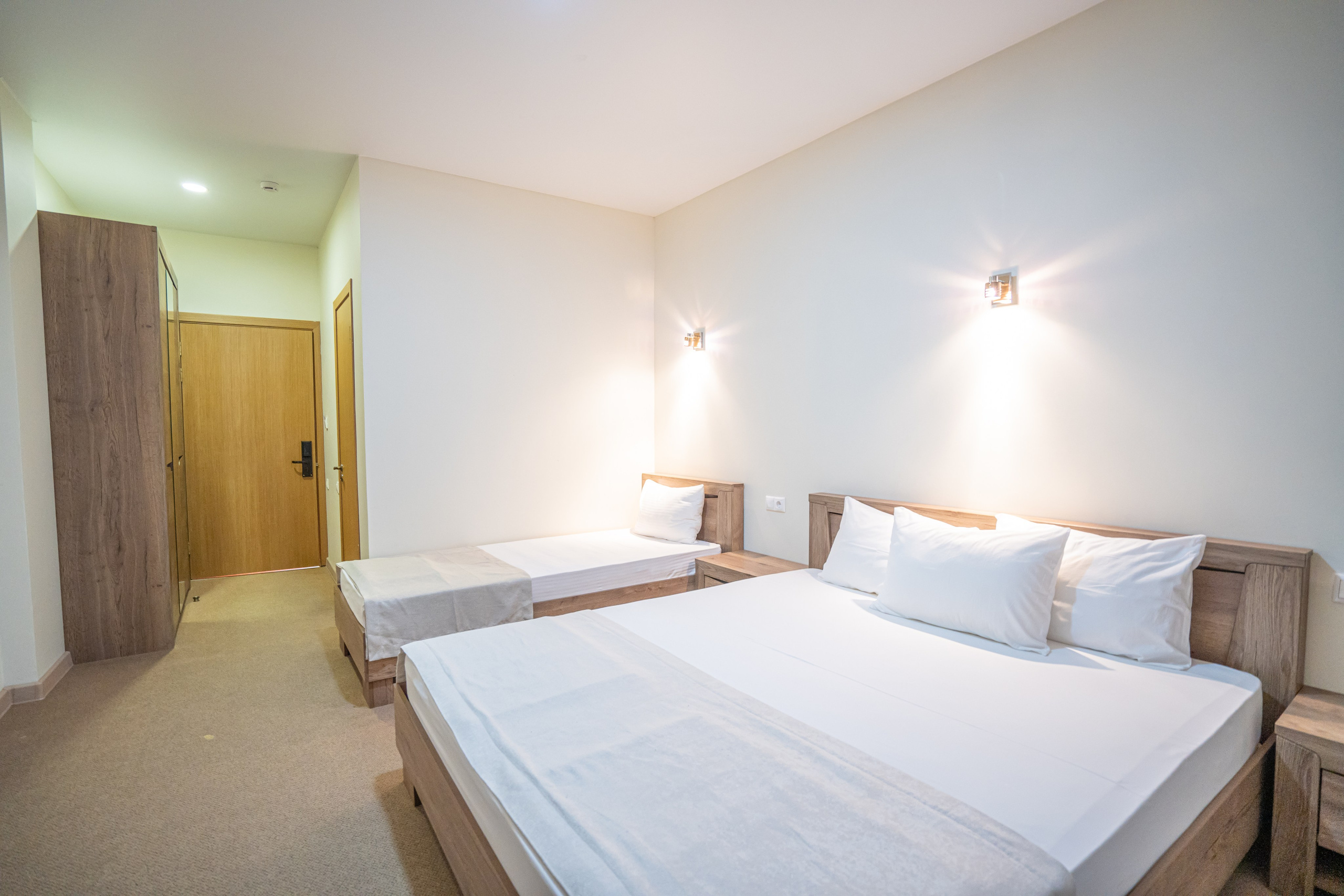 Интерьерная фотосъемка премиальных отелей Dream Hotel в Краснодаре и Анапе Профессиональная фотосъемка интерьеров отелей Dream Hotel: Красно. Шедевры для Вас! Фотограф и Видеограф в Краснодаре Пахиев Руслан