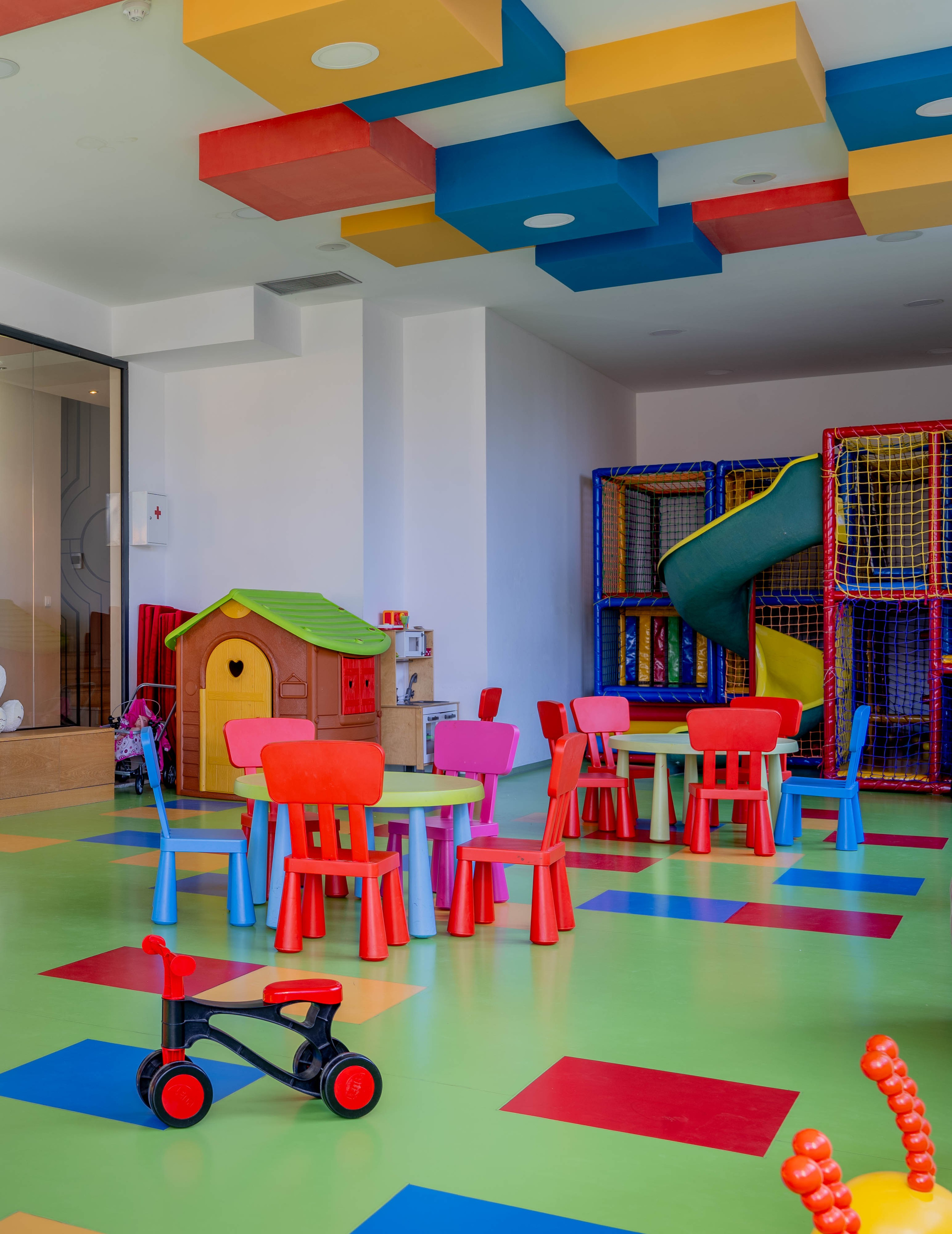 Kraljevi Cardaci apartman 9D-45. Меня зовут Лиана.я видеограф и фотограф 📍 Работаю в Москве и МО